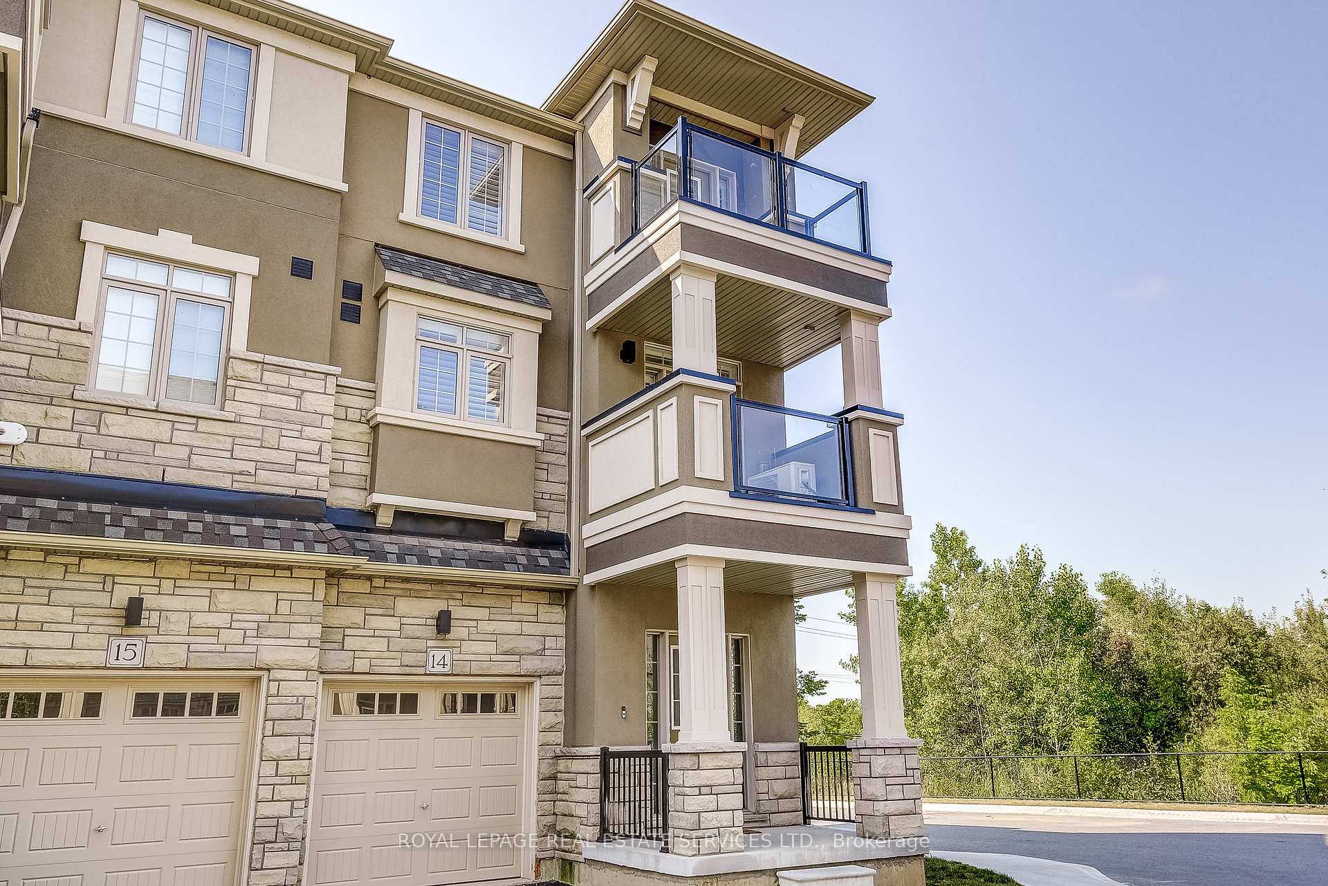 Front of Unit 14, 305 Garner Road W
