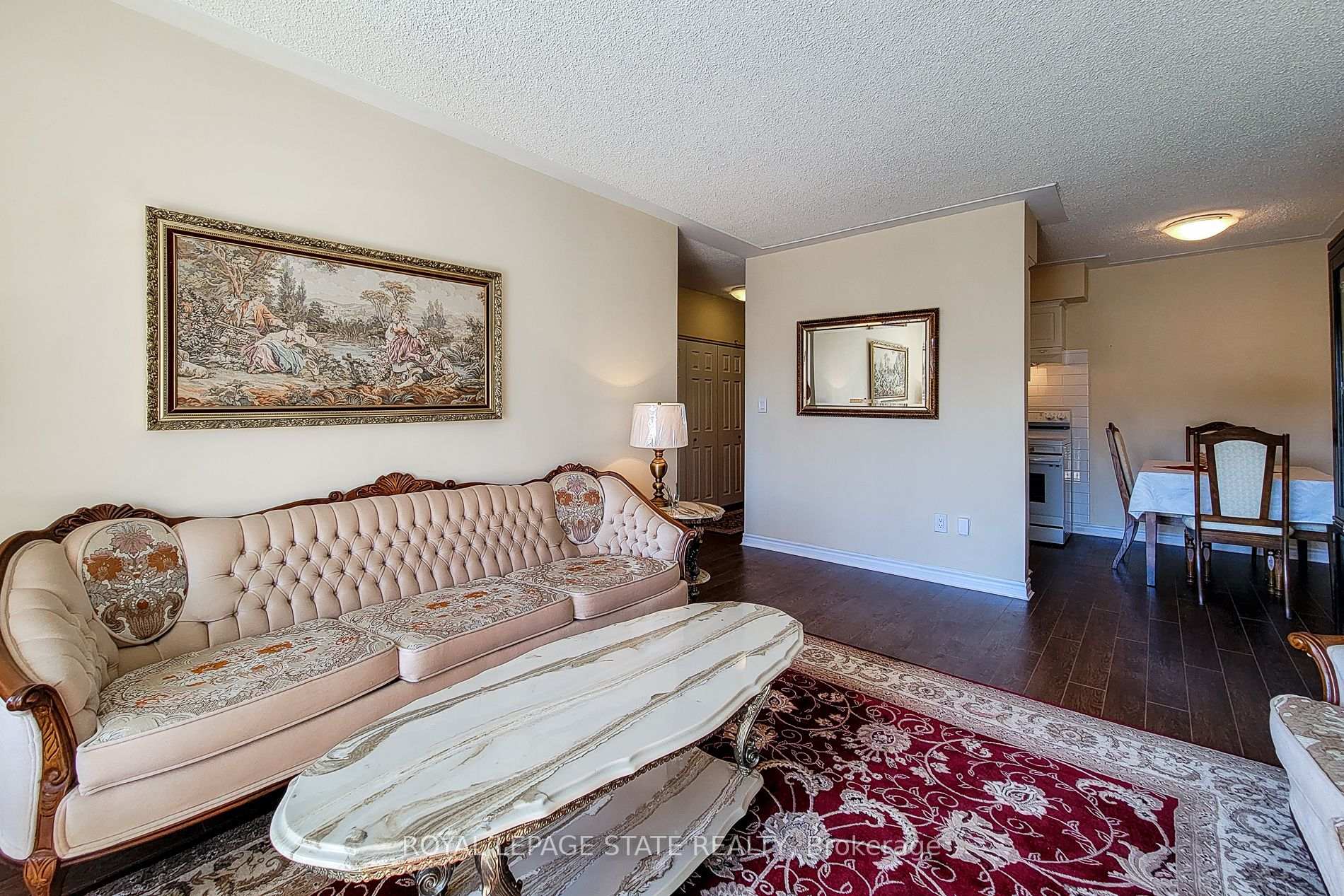 Photo 14 of 8 Woodman Drive S, Hamilton, Corman — HOMEH