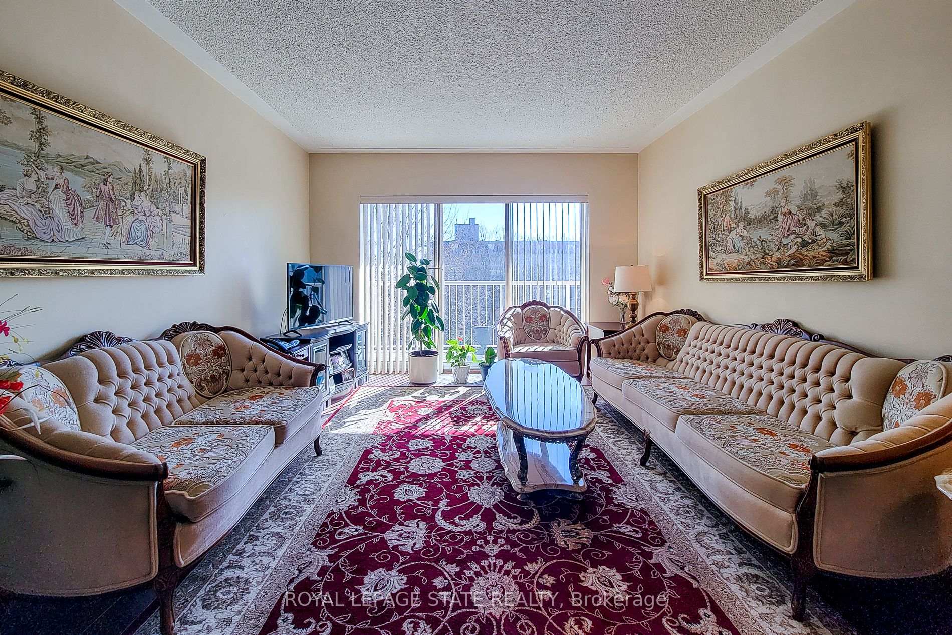 Photo 15 of 8 Woodman Drive S, Hamilton, Corman — HOMEH