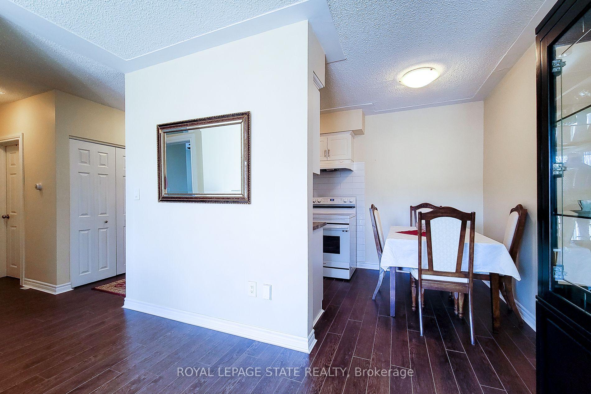 Photo 25 of 8 Woodman Drive S, Hamilton, Corman — HOMEH
