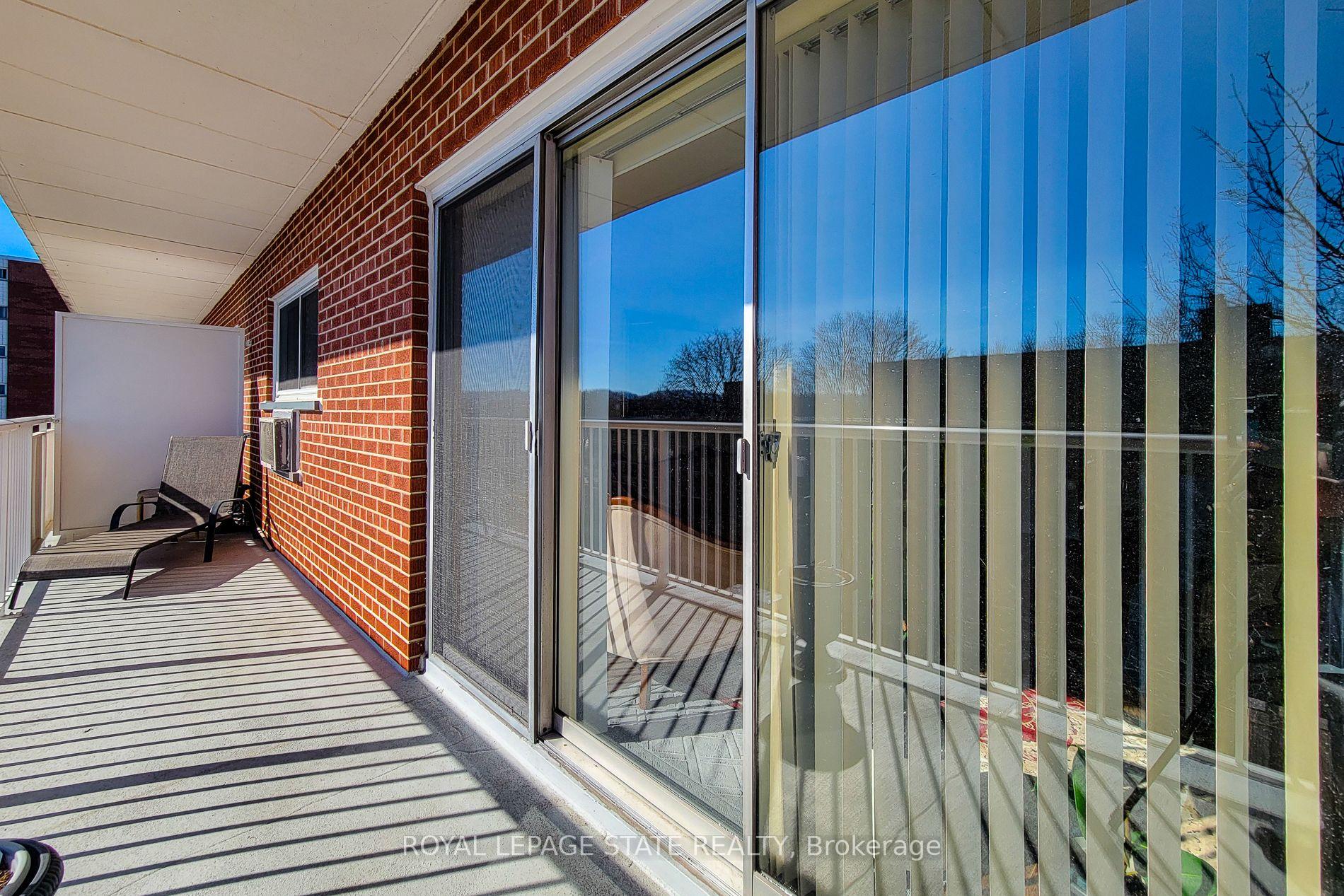 Photo 33 of 8 Woodman Drive S, Hamilton, Corman — HOMEH