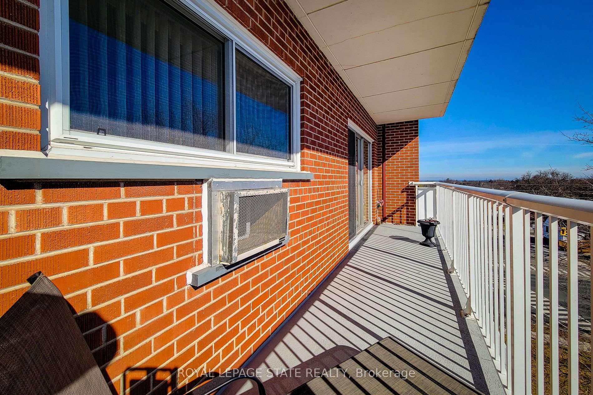 Photo 34 of 8 Woodman Drive S, Hamilton, Corman — HOMEH