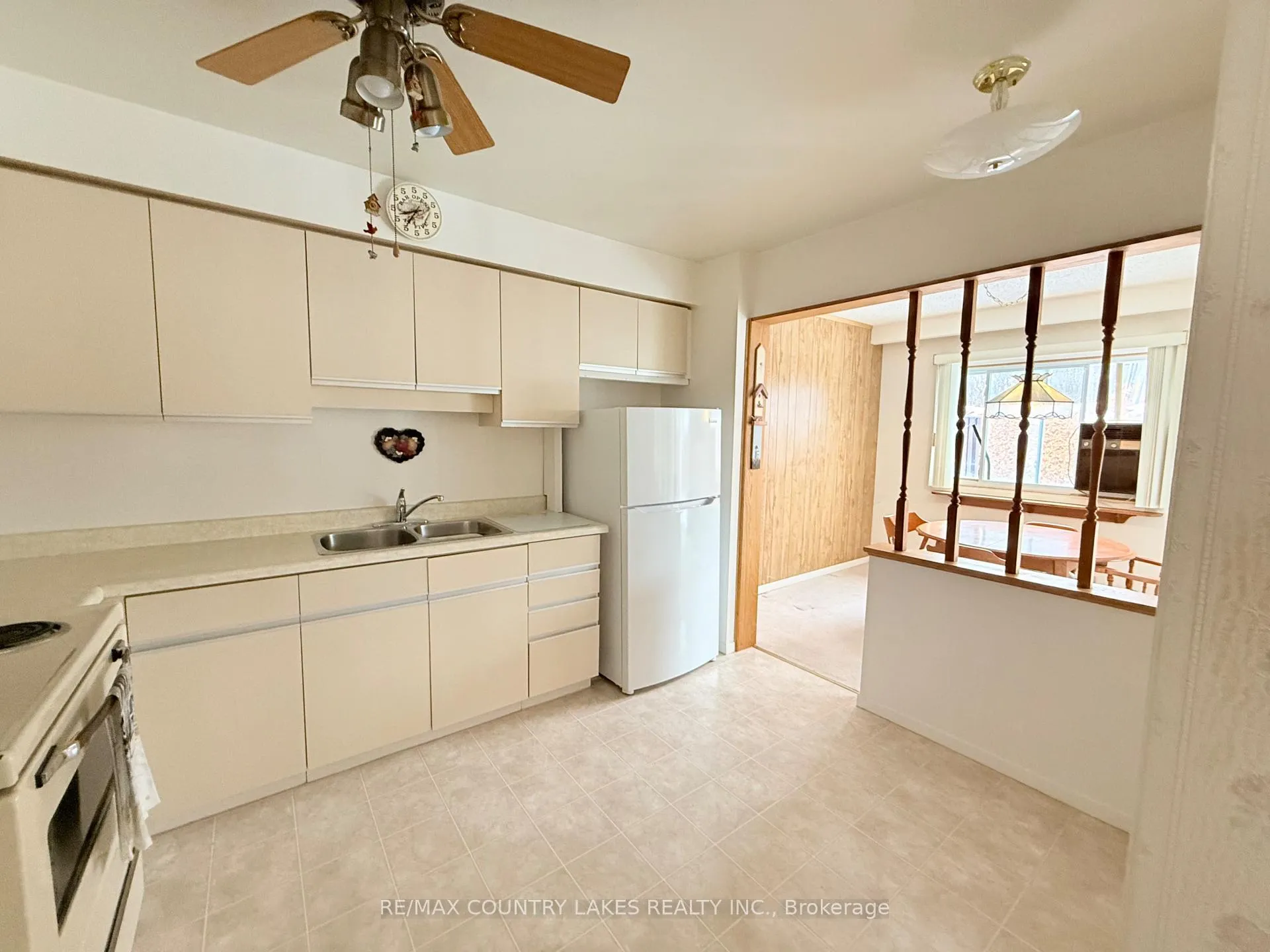 Photo 7 of Unit 25, 433 May Street, Brock, Beaverton — HOMEH