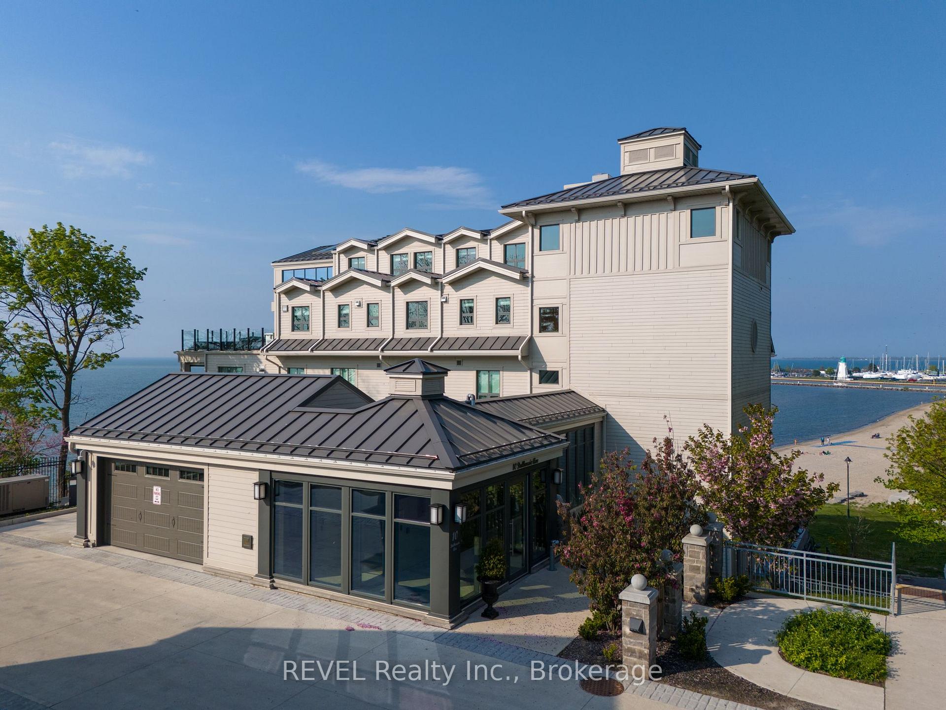 Front of Unit 102, 10 Dalhousie Avenue