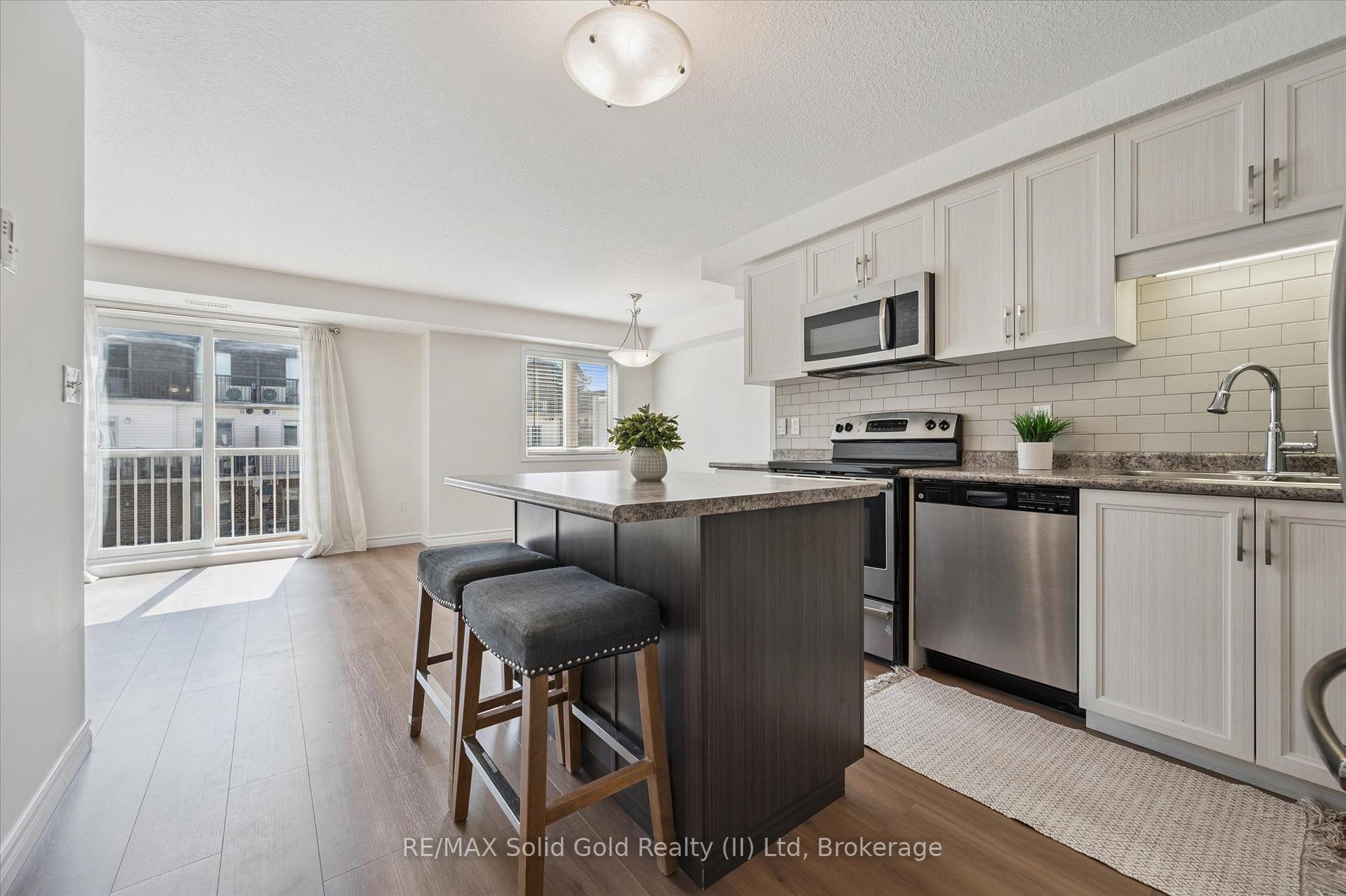 Photo 8 of Unit D, 24 Sienna Street, Kitchener — HOMEH