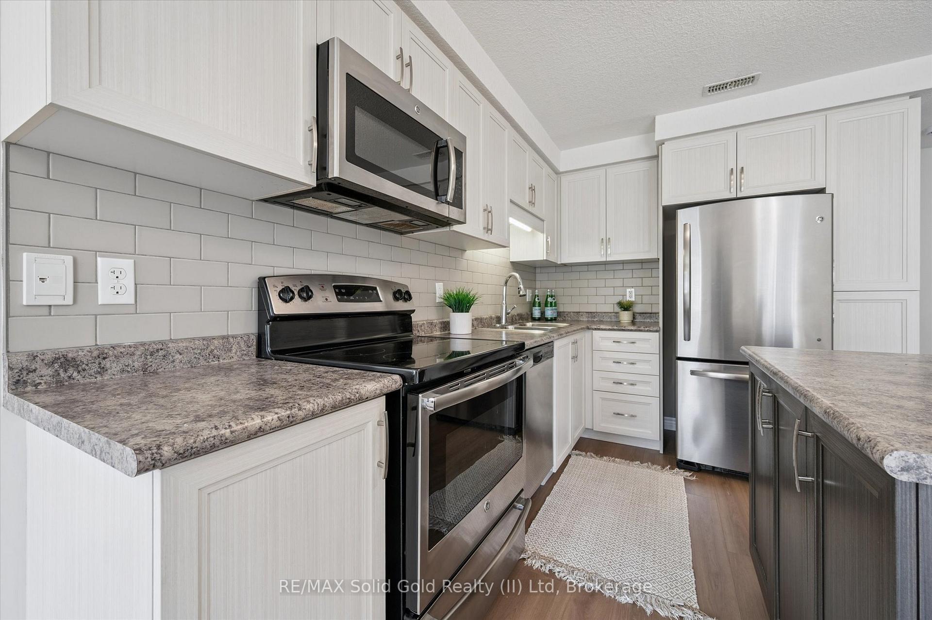 Photo 10 of Unit D, 24 Sienna Street, Kitchener — HOMEH