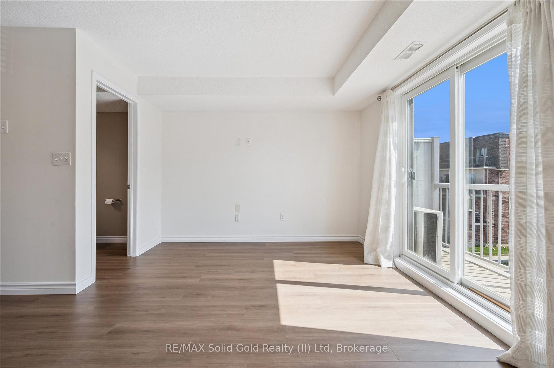 Photo 15 of Unit D, 24 Sienna Street, Kitchener — HOMEH