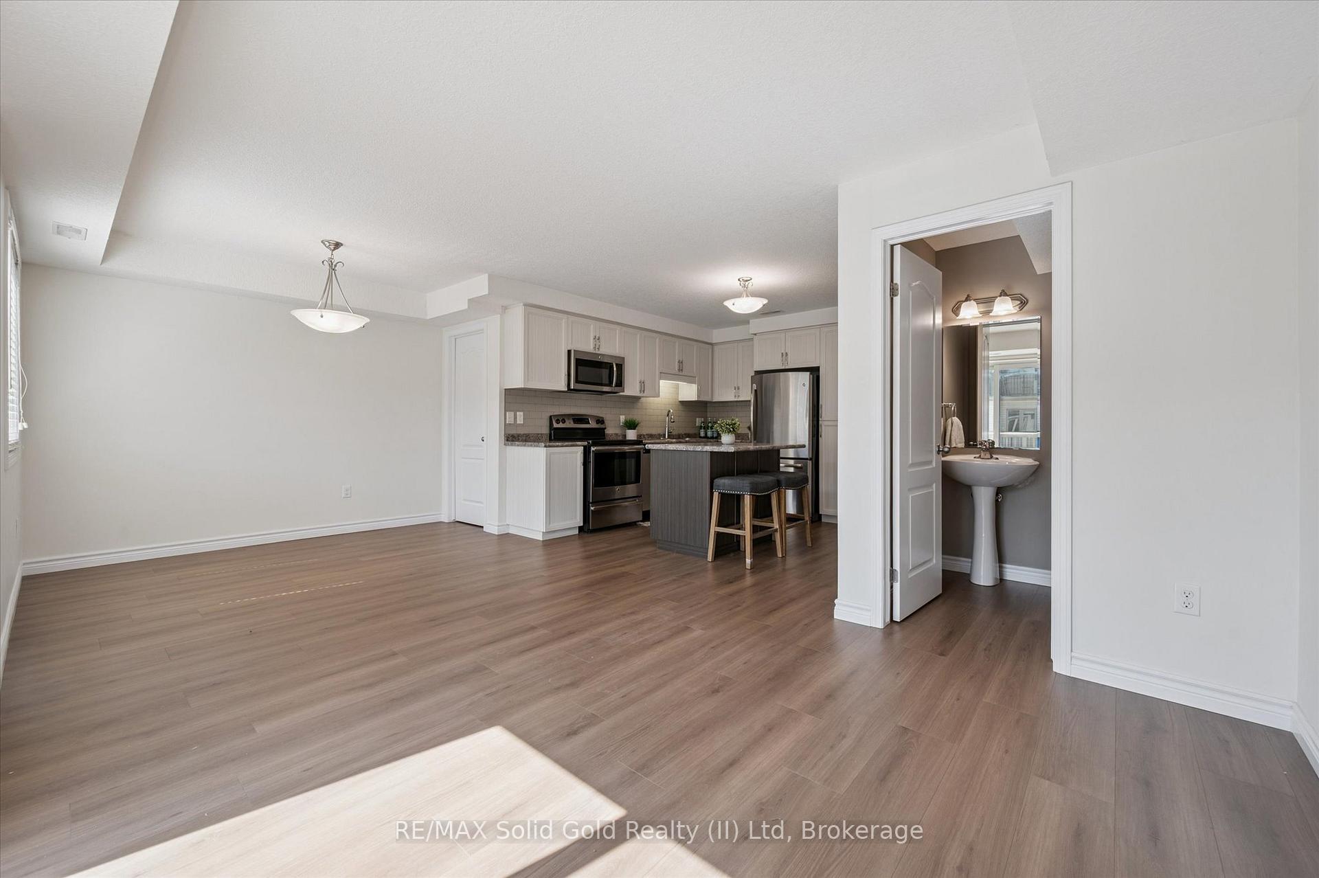 Photo 16 of Unit D, 24 Sienna Street, Kitchener — HOMEH