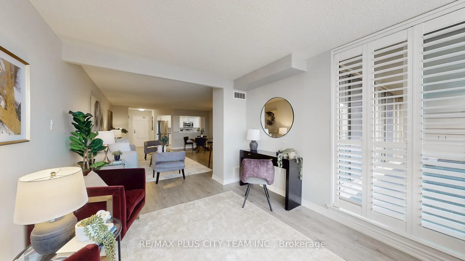 Photo 6 of Unit 414, 1890 Valley Farm Road, Pickering, Town Centre — HOMEH