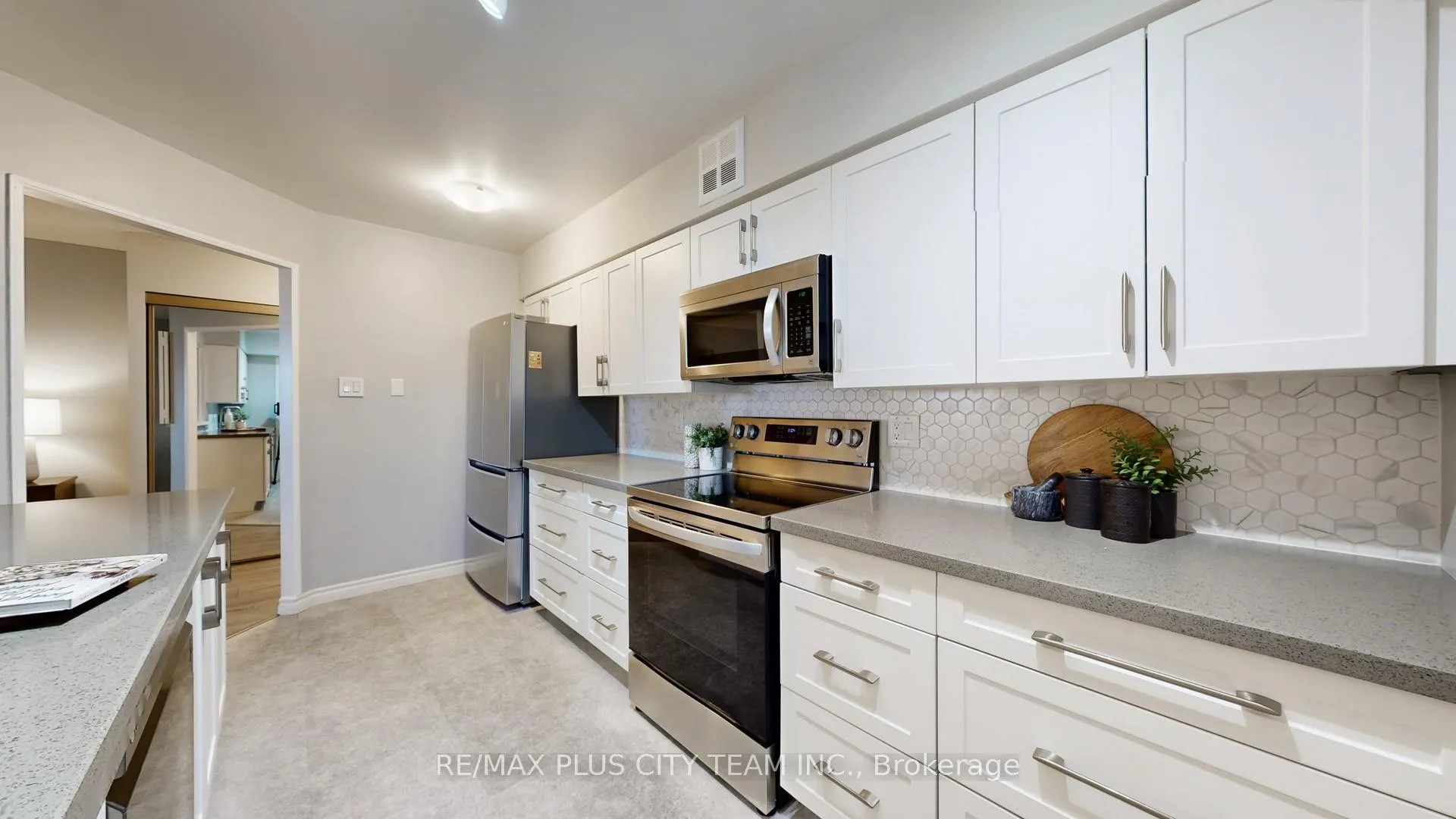 Photo 10 of Unit 414, 1890 Valley Farm Road, Pickering, Town Centre — HOMEH