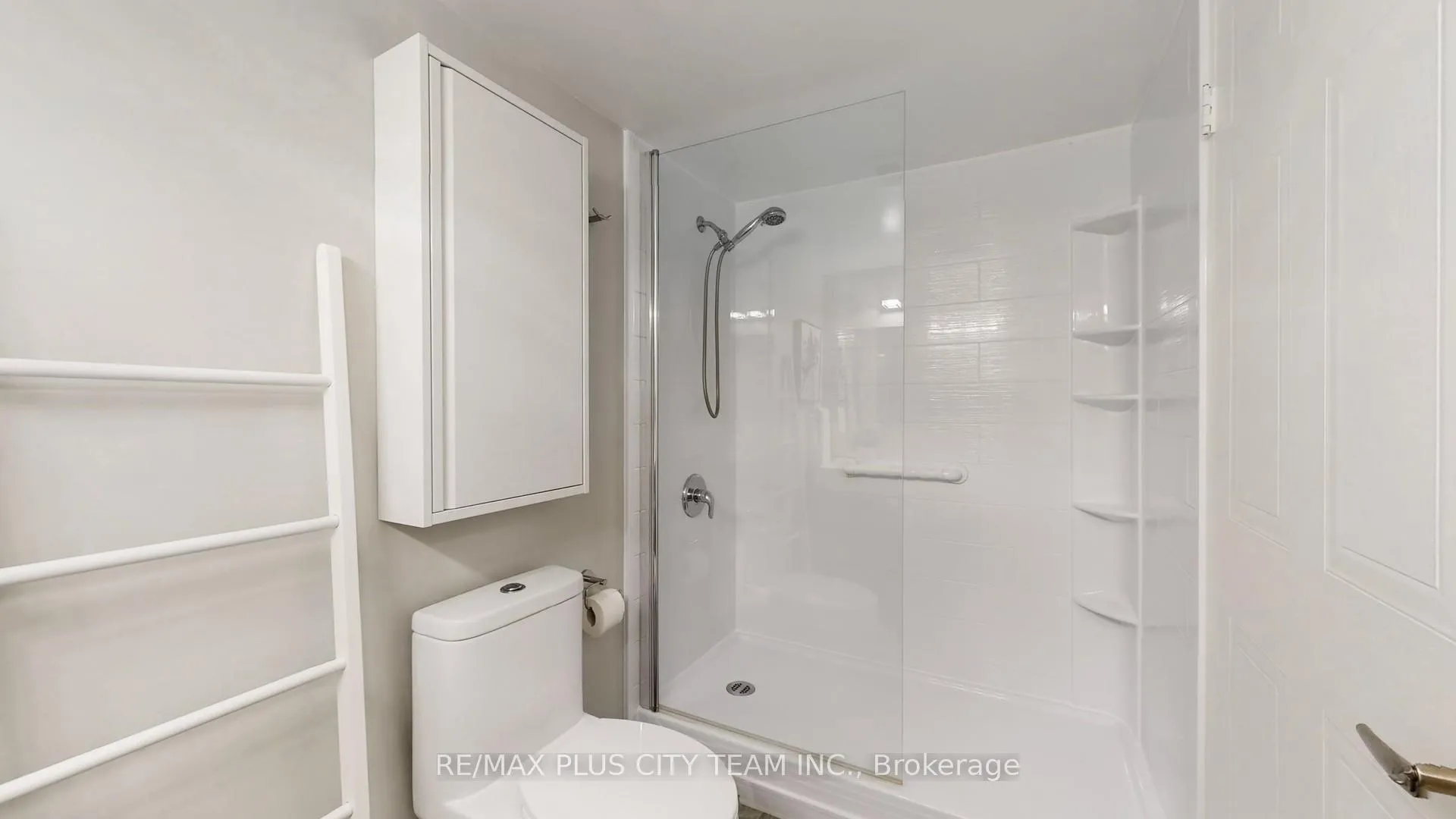 Photo 14 of Unit 414, 1890 Valley Farm Road, Pickering, Town Centre — HOMEH