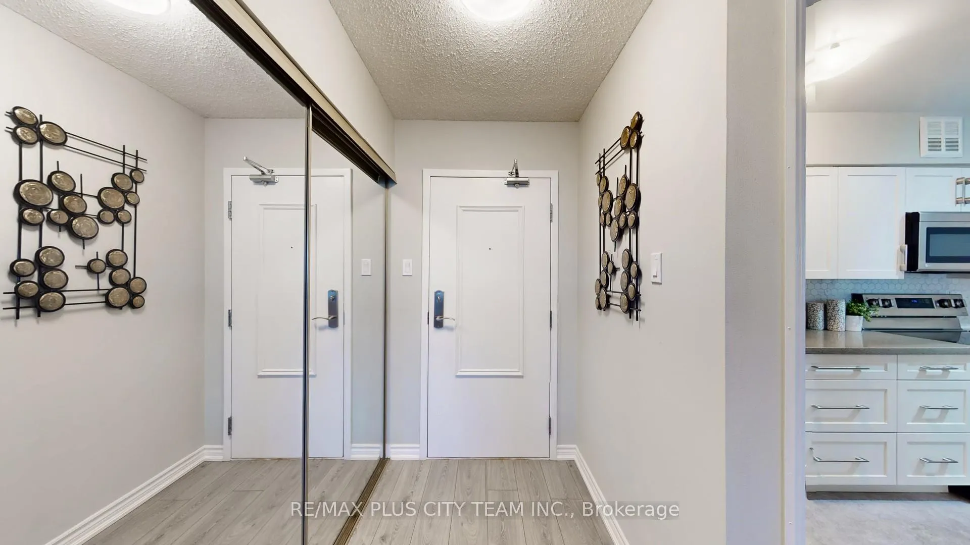 Photo 25 of Unit 414, 1890 Valley Farm Road, Pickering, Town Centre — HOMEH