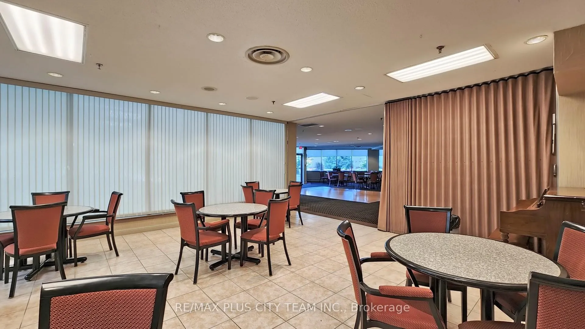 Photo 39 of Unit 414, 1890 Valley Farm Road, Pickering, Town Centre — HOMEH
