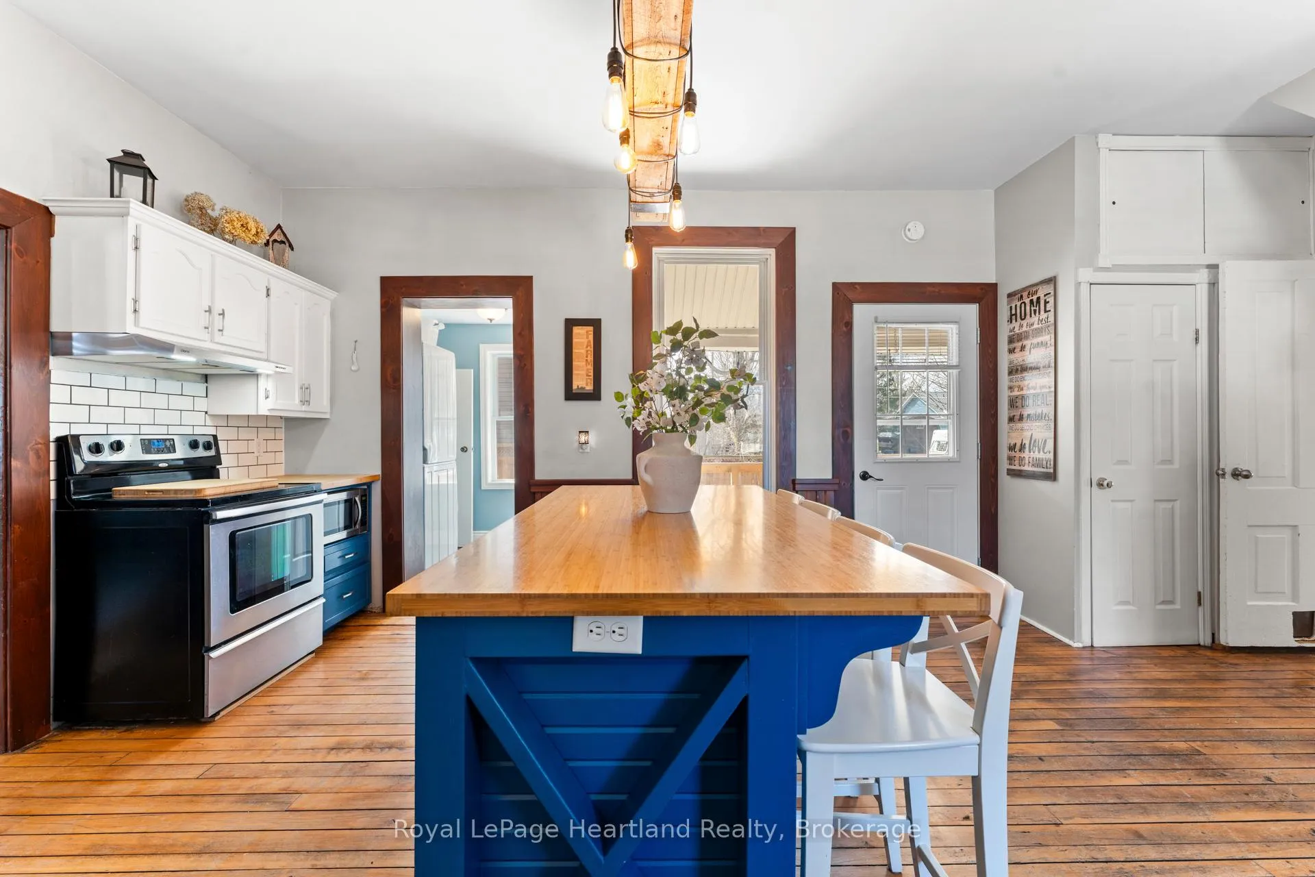 Photo 14 of 263 King Street, North Huron, Blyth — HOMEH