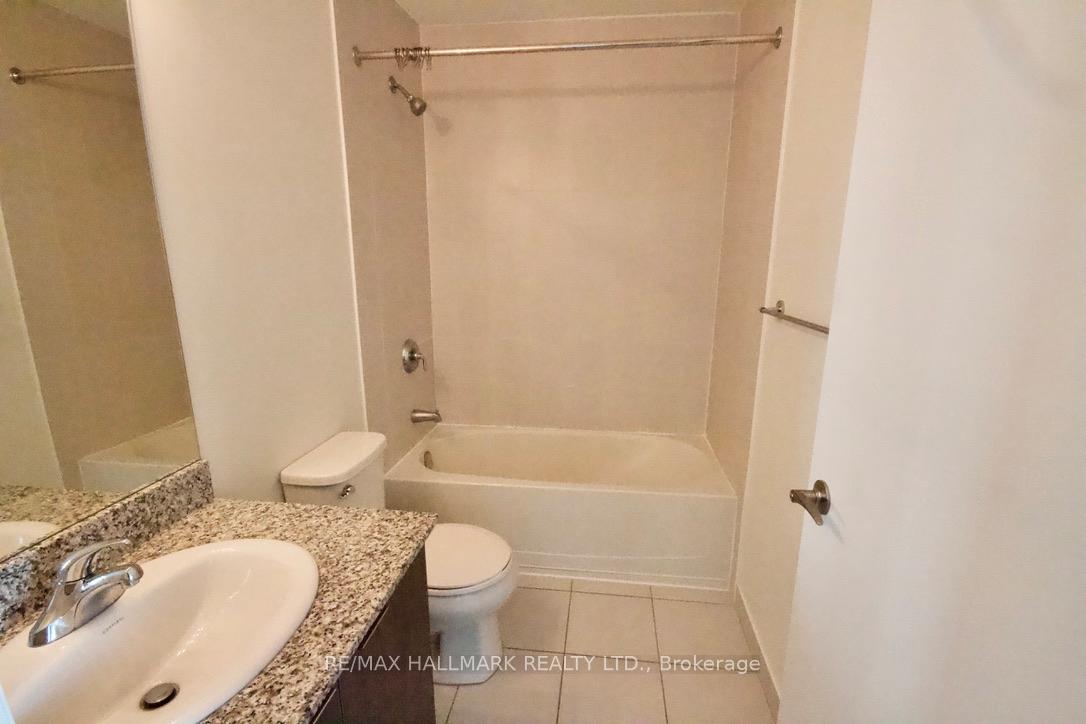 Photo 13 of Unit 507, 2910 Highway 7 W, Vaughan, Concord — HOMEH