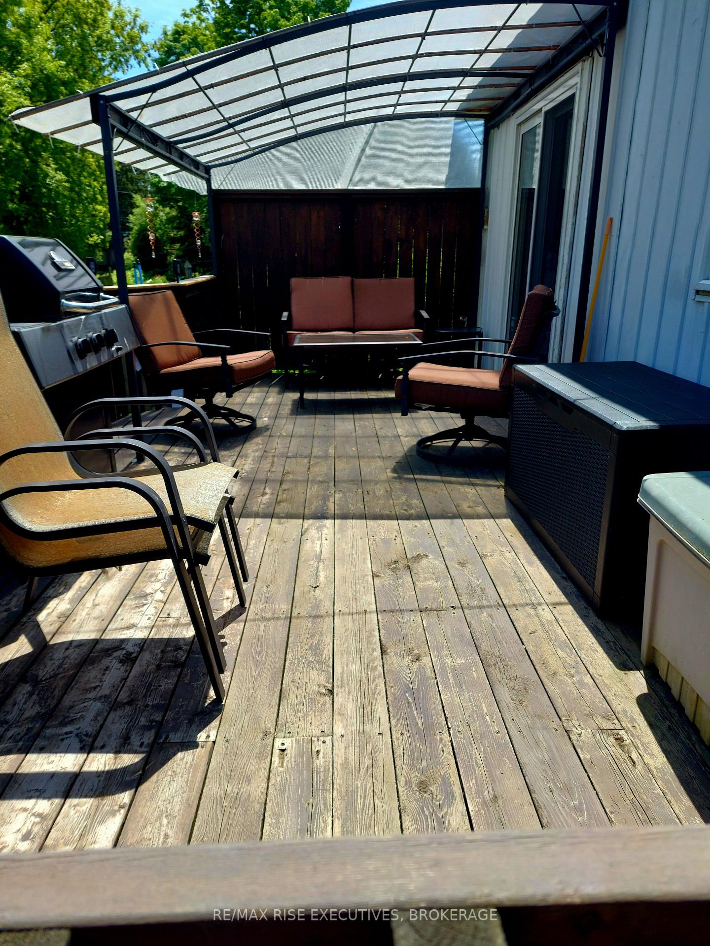Photo 17 of 475 Henrietta Street, Gananoque — HOMEH