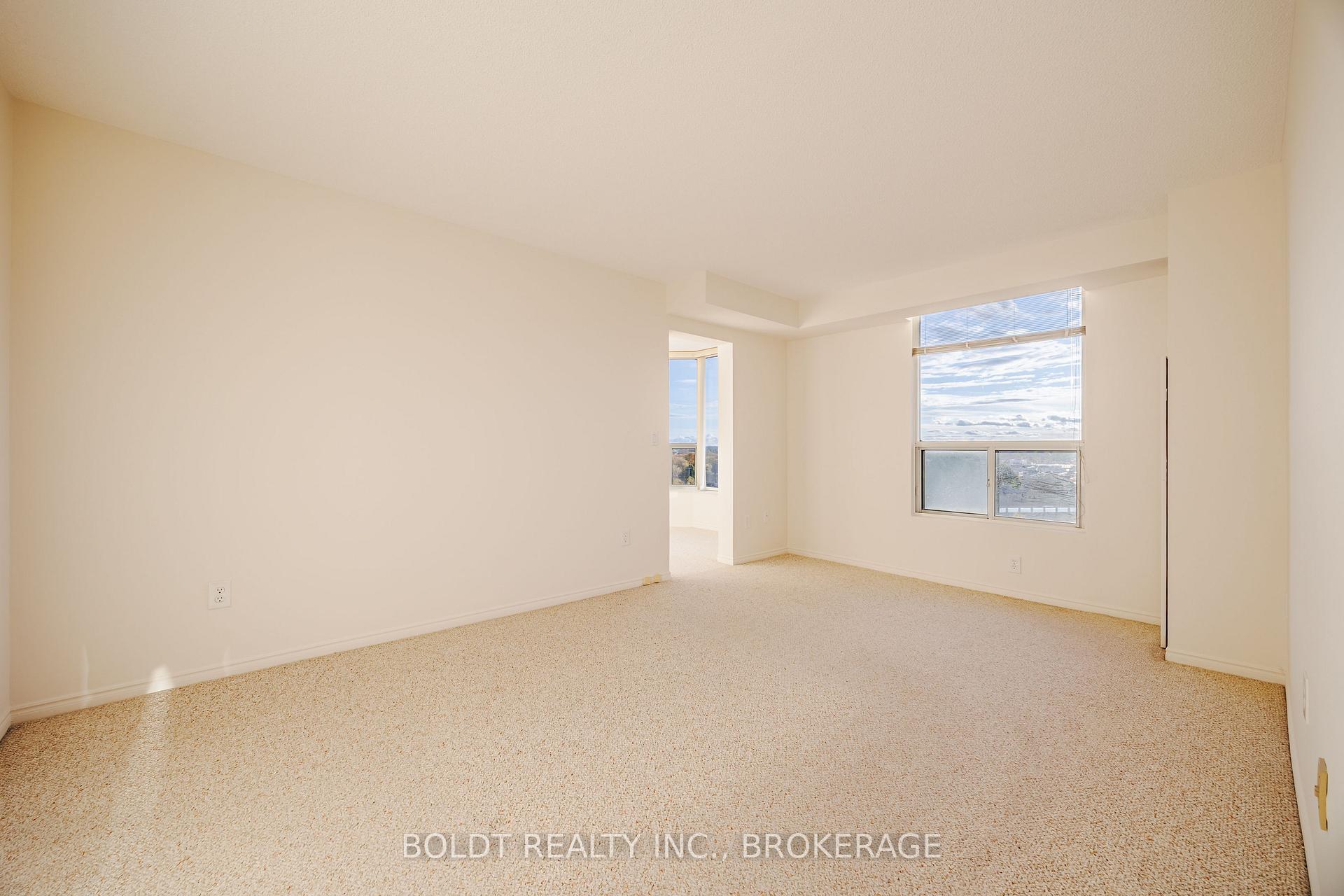 Photo 15 of Unit 809, 81 Scott Street, St. Catharines, Lakeport — HOMEH