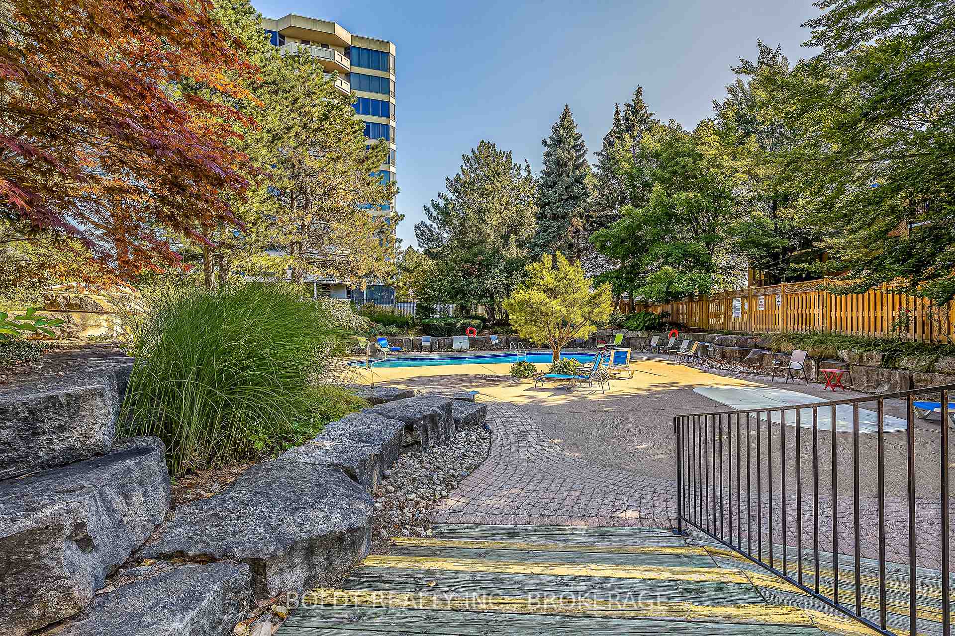 Photo 31 of Unit 809, 81 Scott Street, St. Catharines, Lakeport — HOMEH