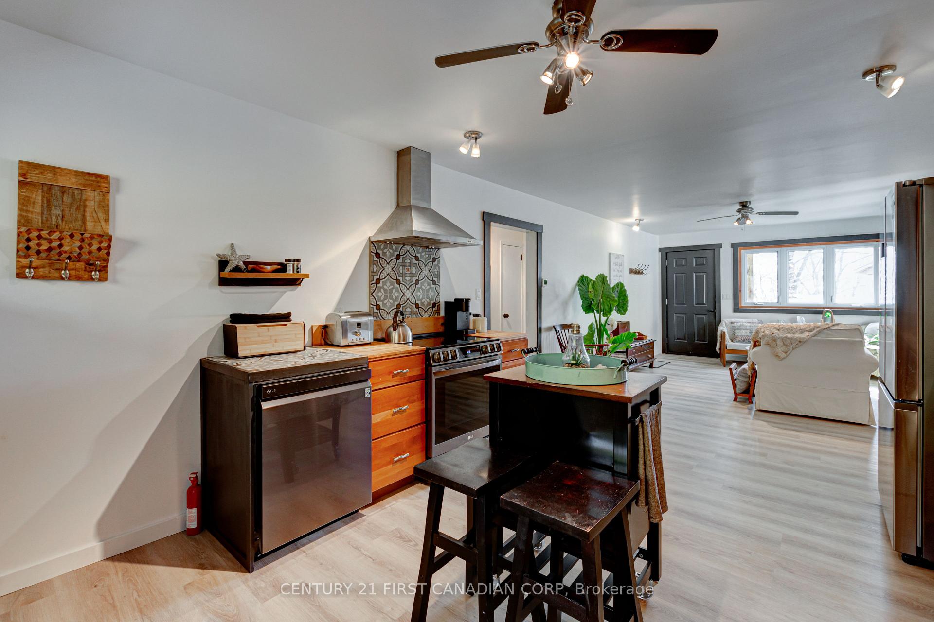 Photo 16 of 161 Brayside Street, Central Elgin, Rural Central Elgin — HOMEH
