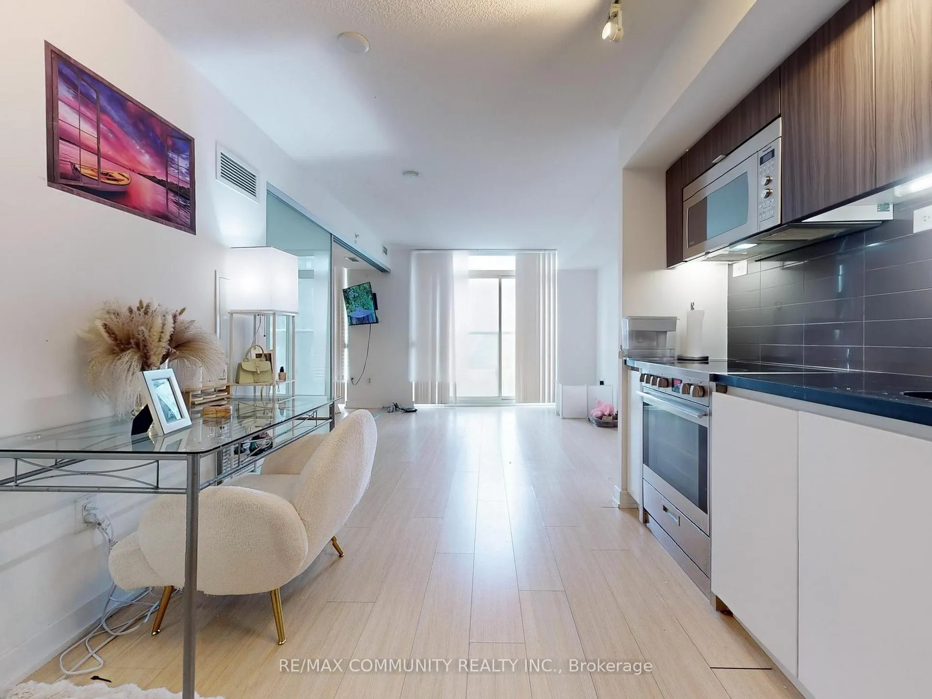 Photo 17 of Unit 2210, 85 Queens Wharf Road, Toronto, Waterfront Communities — HOMEH