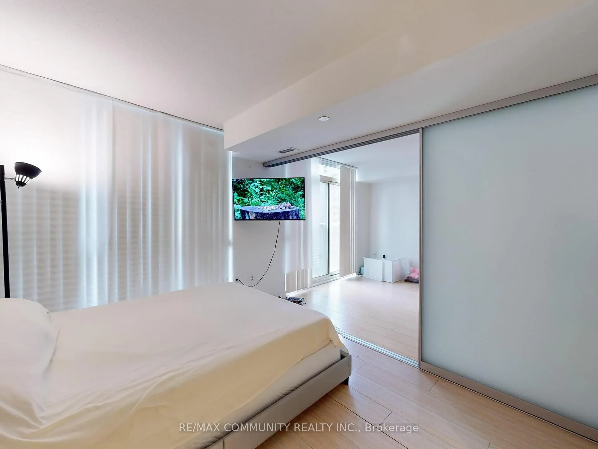 Photo 22 of Unit 2210, 85 Queens Wharf Road, Toronto, Waterfront Communities — HOMEH
