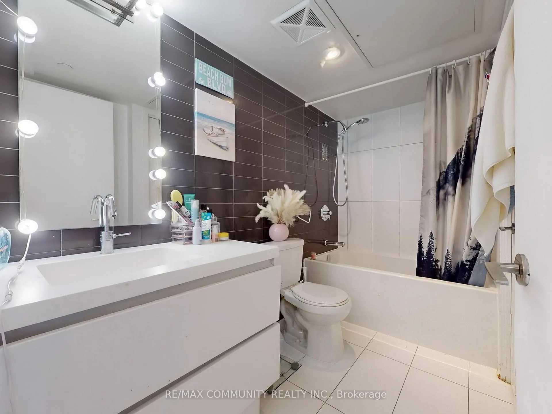 Photo 23 of Unit 2210, 85 Queens Wharf Road, Toronto, Waterfront Communities — HOMEH