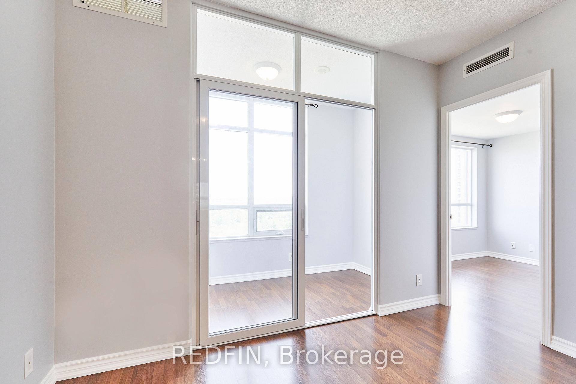 Photo 8 of Unit 1016, 9235 Jane Street, Vaughan, Maple — HOMEH