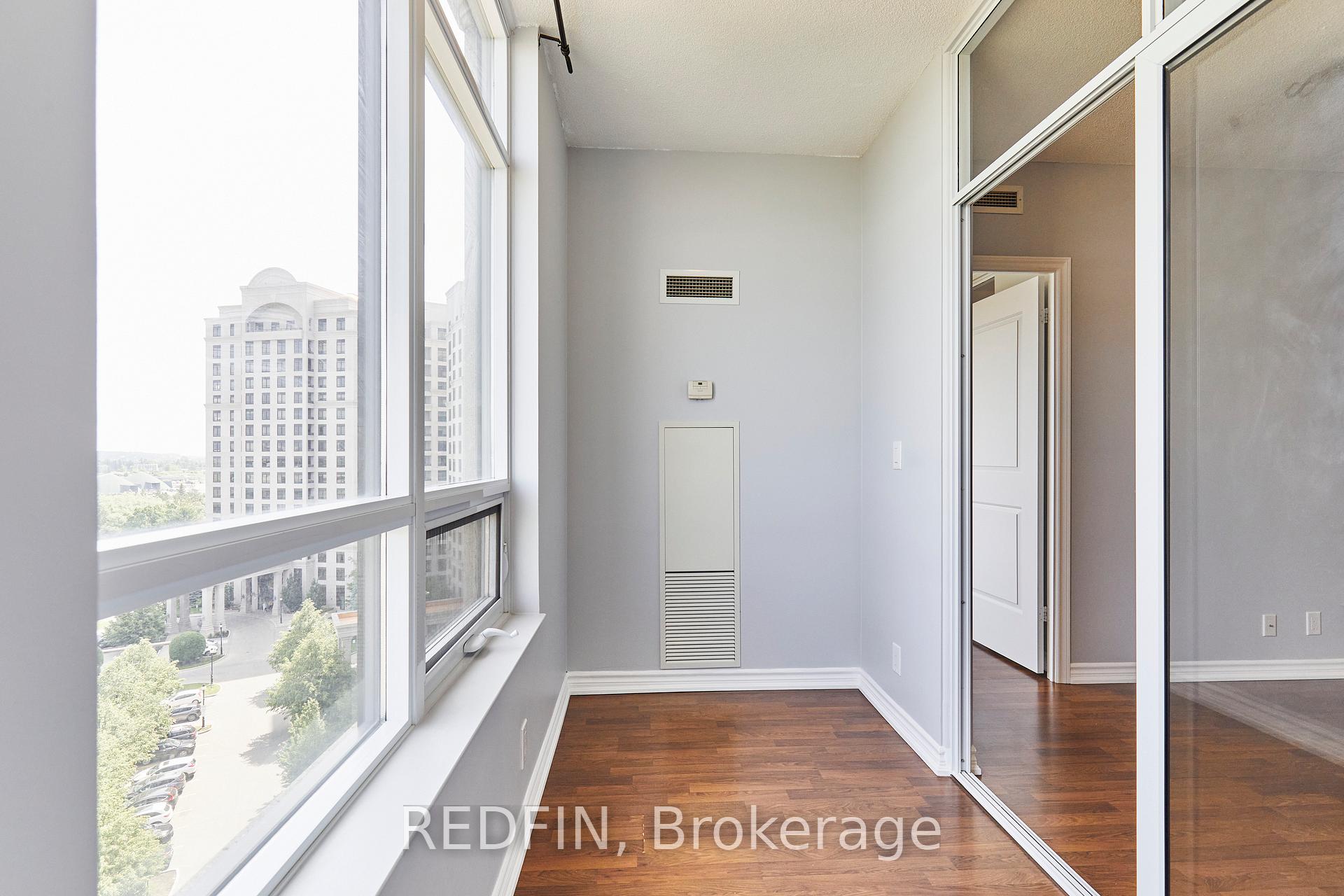Photo 10 of Unit 1016, 9235 Jane Street, Vaughan, Maple — HOMEH
