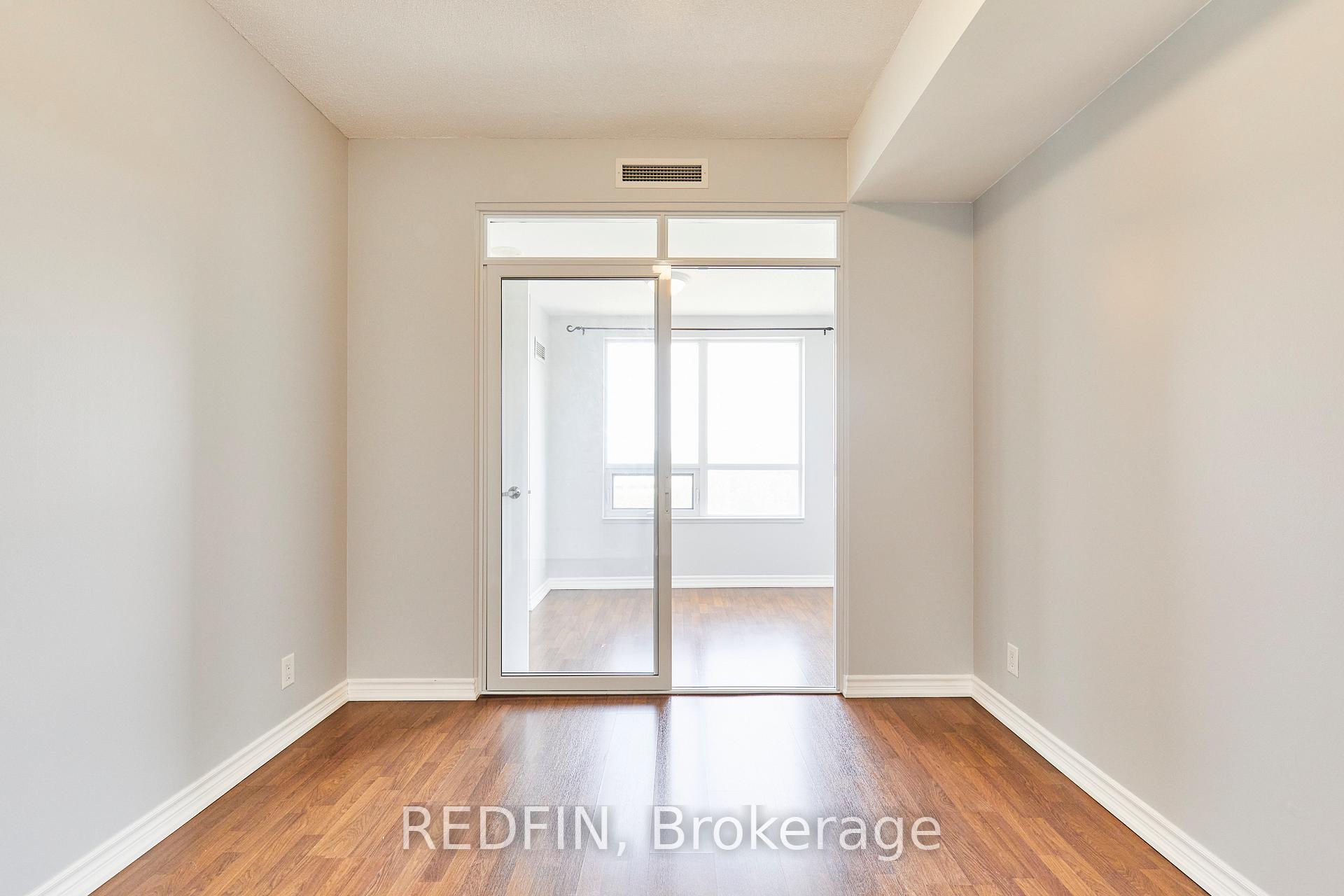 Photo 13 of Unit 1016, 9235 Jane Street, Vaughan, Maple — HOMEH