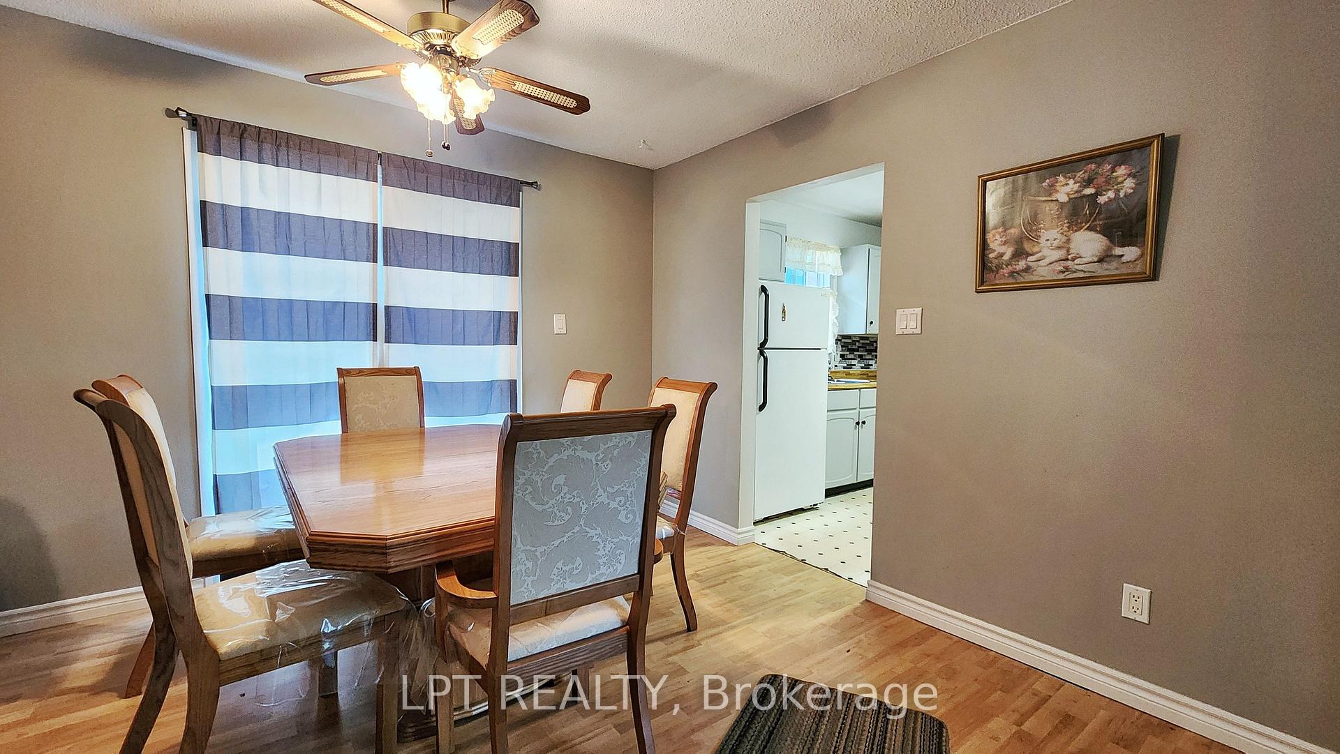 Photo 17 of 30 McConkey Place, Barrie, Allandale Heights — HOMEH