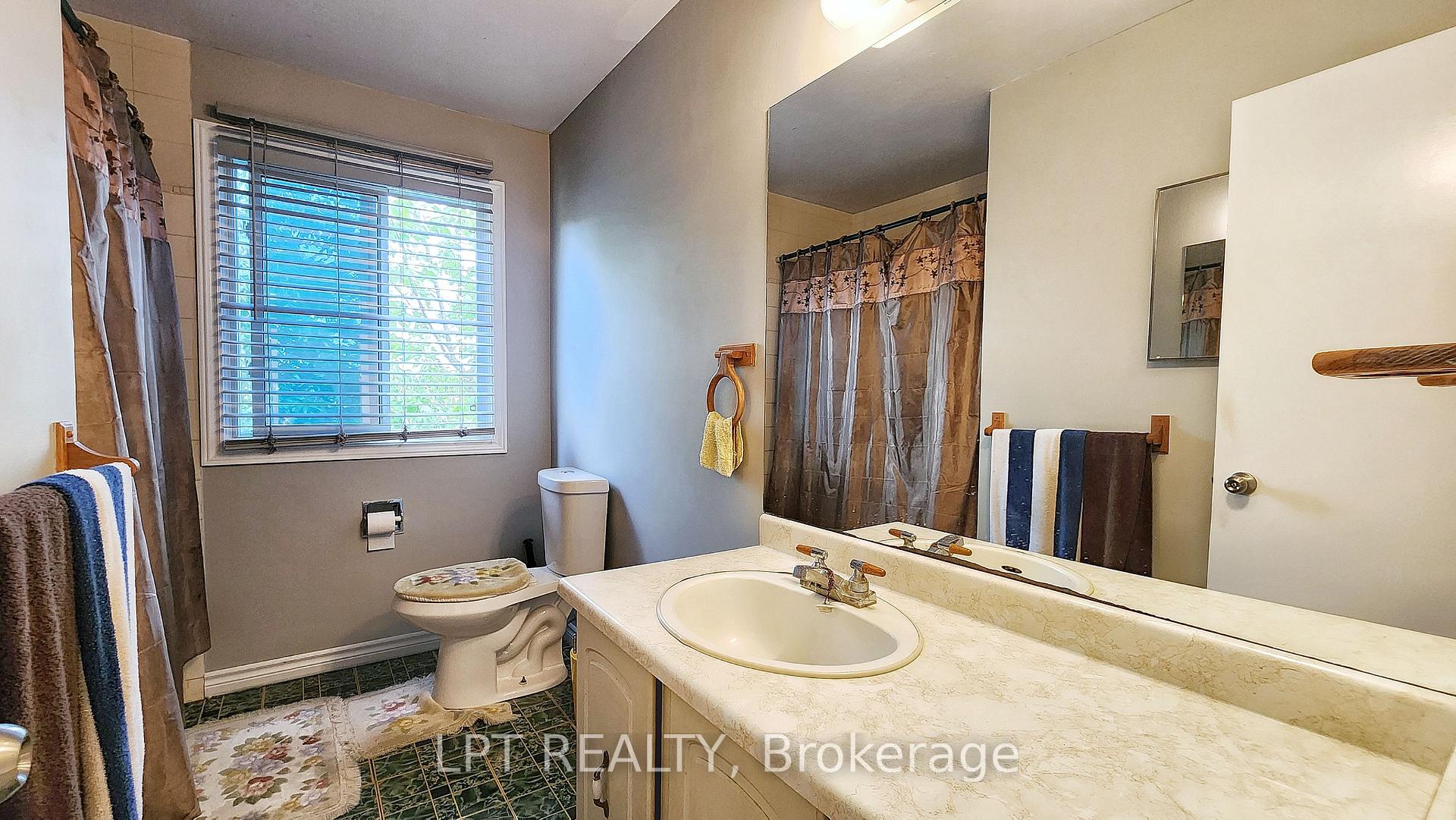 Photo 29 of 30 McConkey Place, Barrie, Allandale Heights — HOMEH