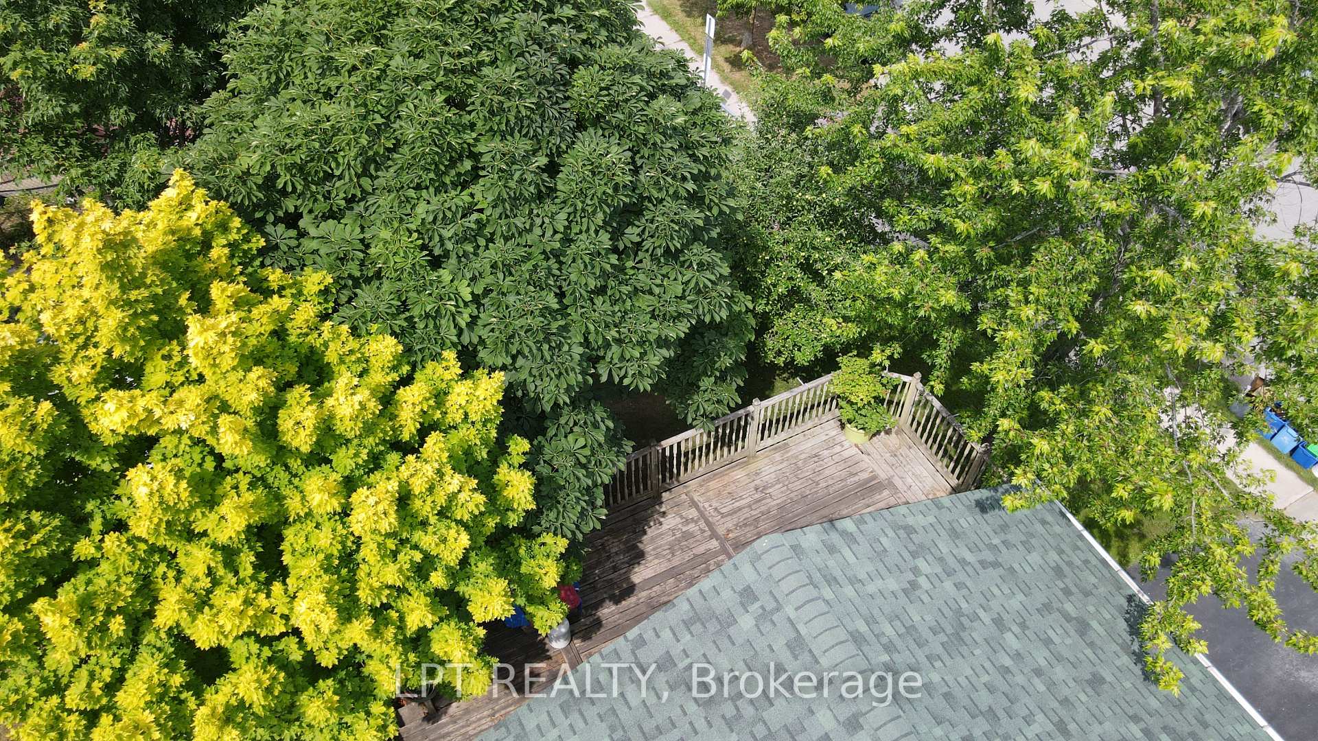 Photo 20 of 30 McConkey Place, Barrie, Allandale Heights — HOMEH