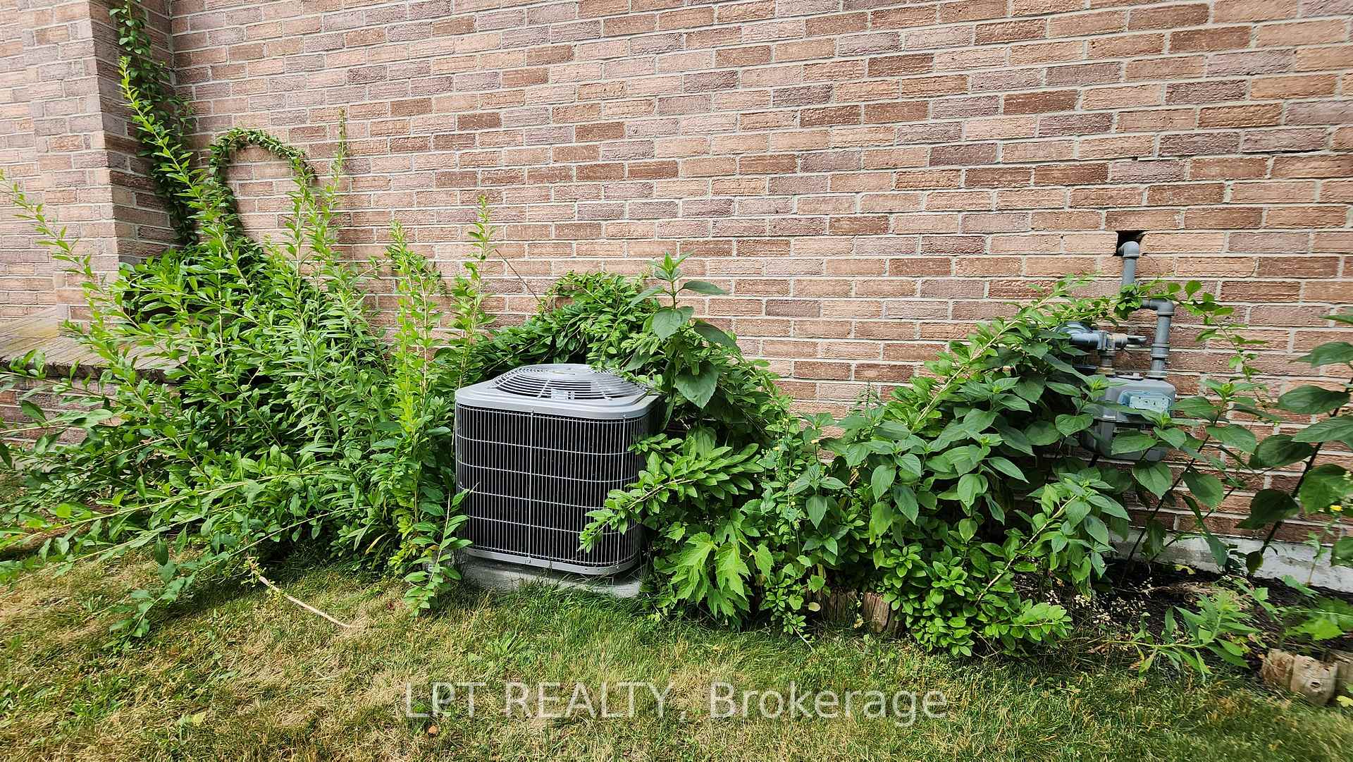 Photo 23 of 30 McConkey Place, Barrie, Allandale Heights — HOMEH