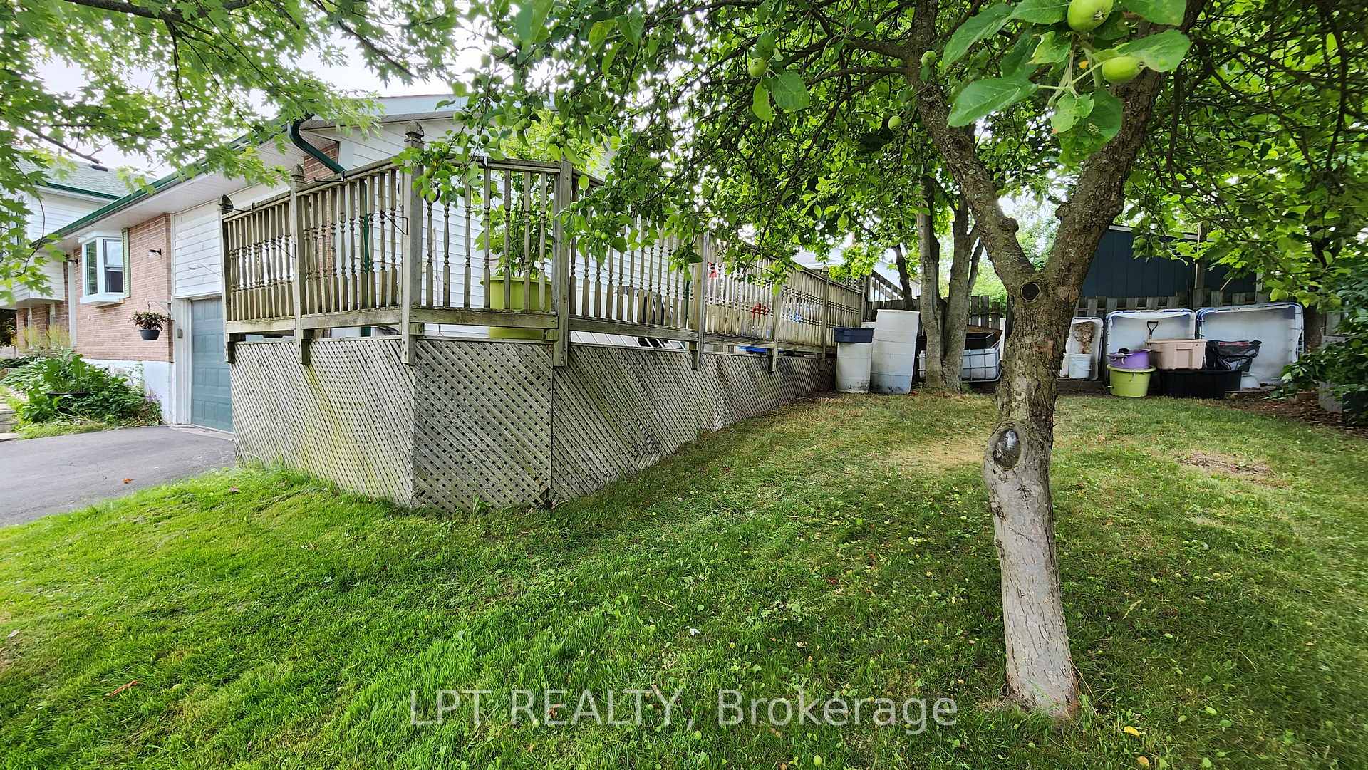 Photo 24 of 30 McConkey Place, Barrie, Allandale Heights — HOMEH