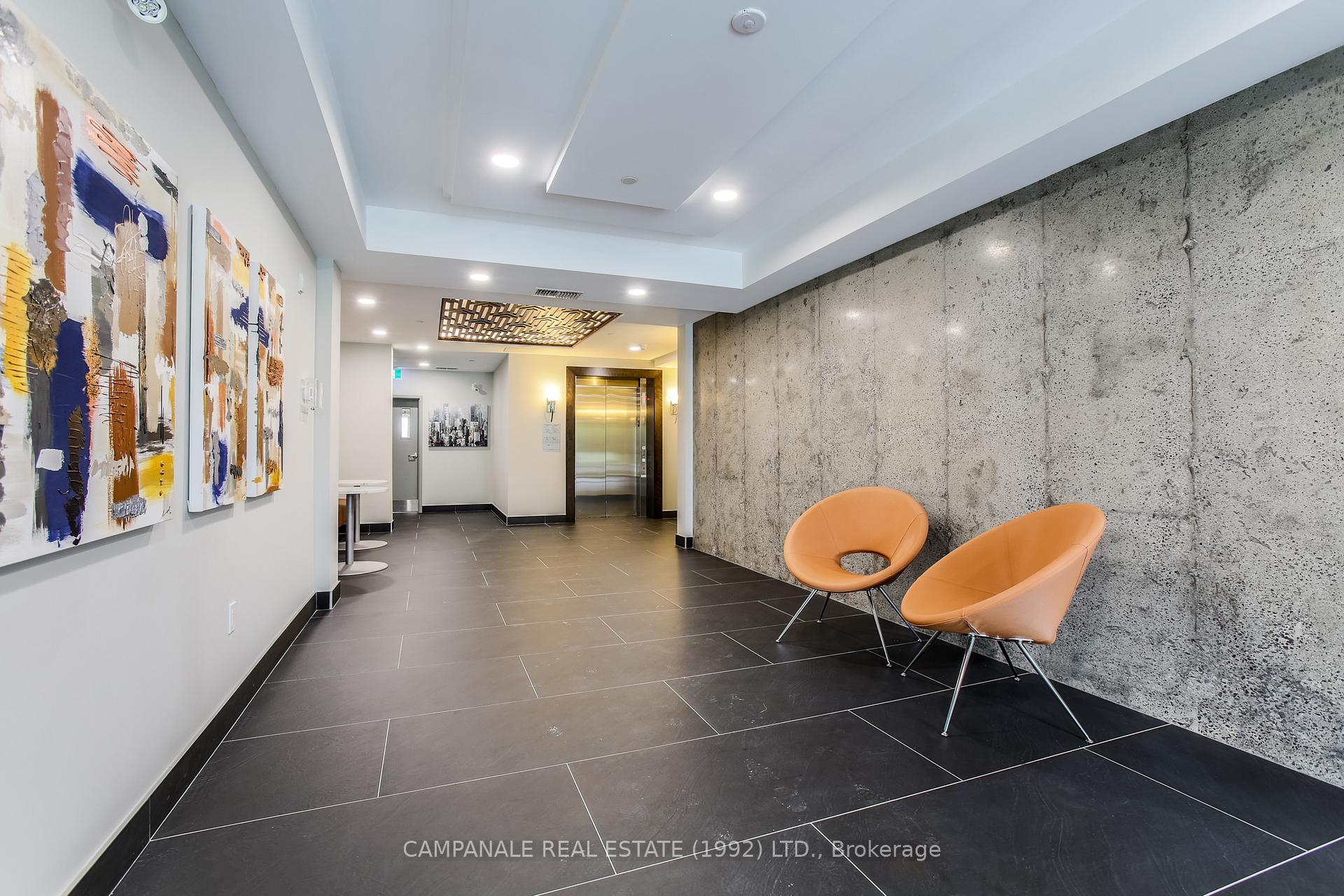 Photo 2 of 402-615 Longfields Drive, Ottawa, Barrhaven - Longfields — HOMEH