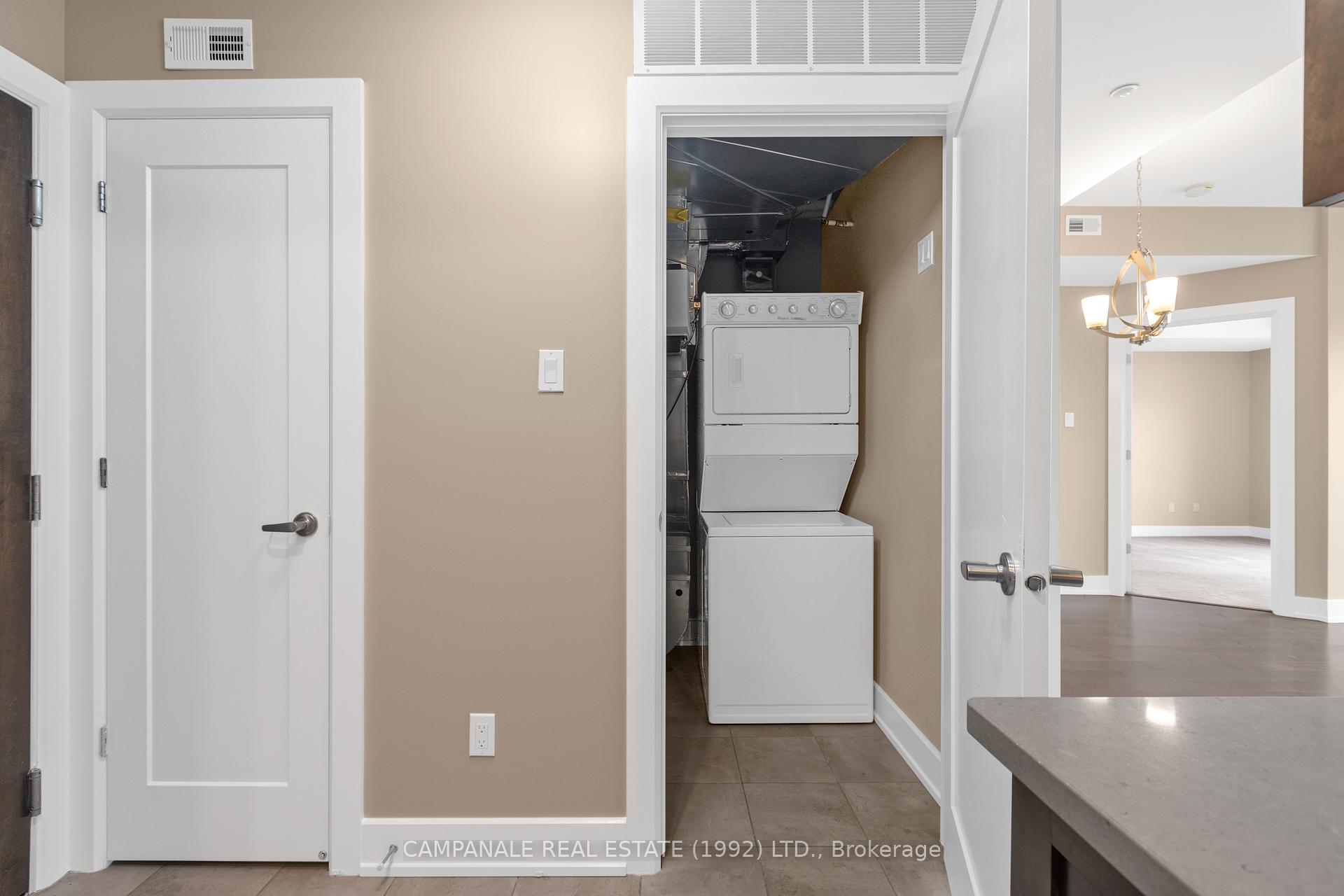 Photo 7 of 402-615 Longfields Drive, Ottawa, Barrhaven - Longfields — HOMEH