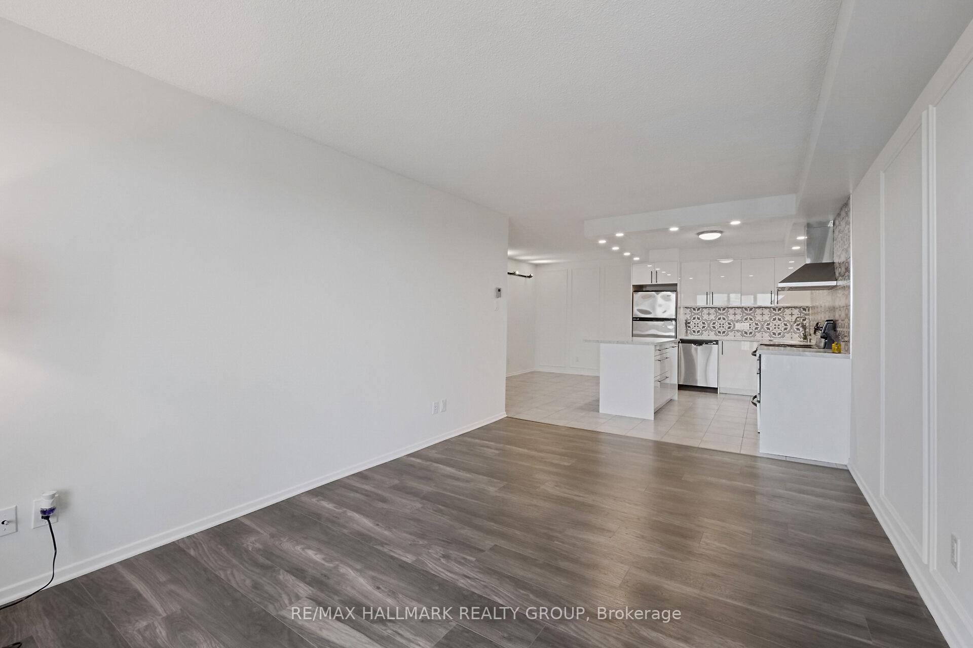 Photo 12 of Unit 1904, 900 Dynes Road, Ottawa, Carleton Square — HOMEH