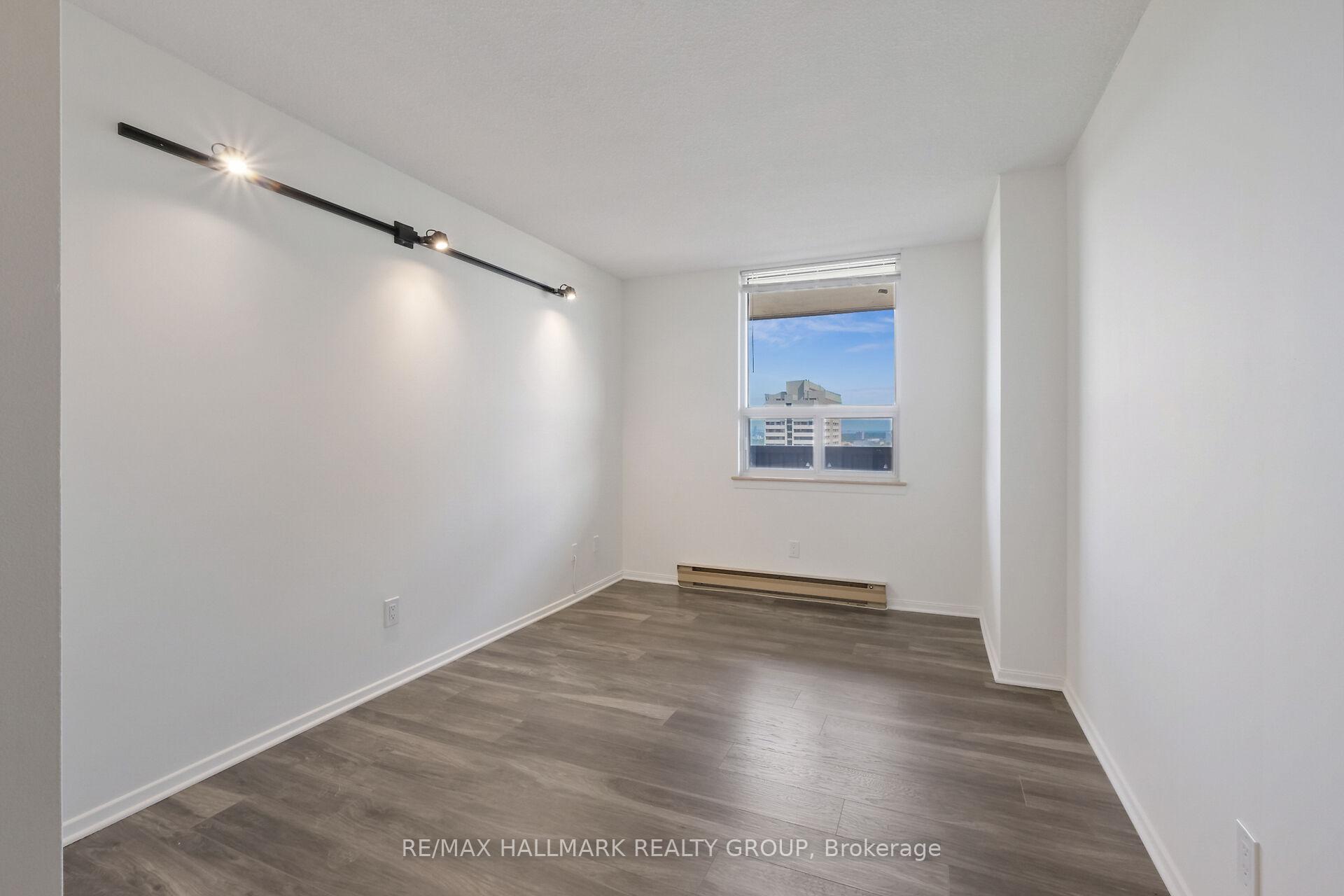 Photo 14 of Unit 1904, 900 Dynes Road, Ottawa, Carleton Square — HOMEH
