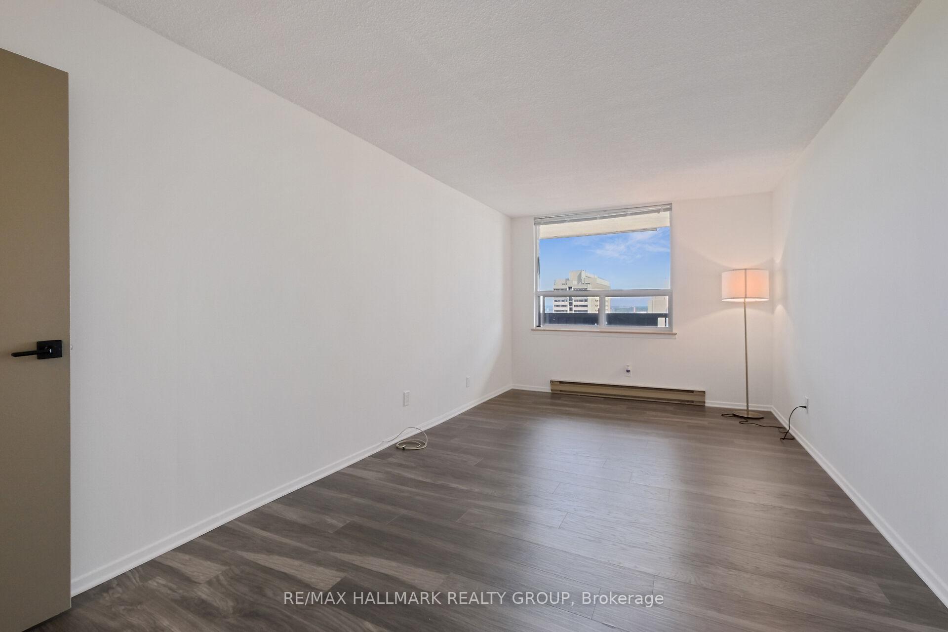 Photo 19 of Unit 1904, 900 Dynes Road, Ottawa, Carleton Square — HOMEH