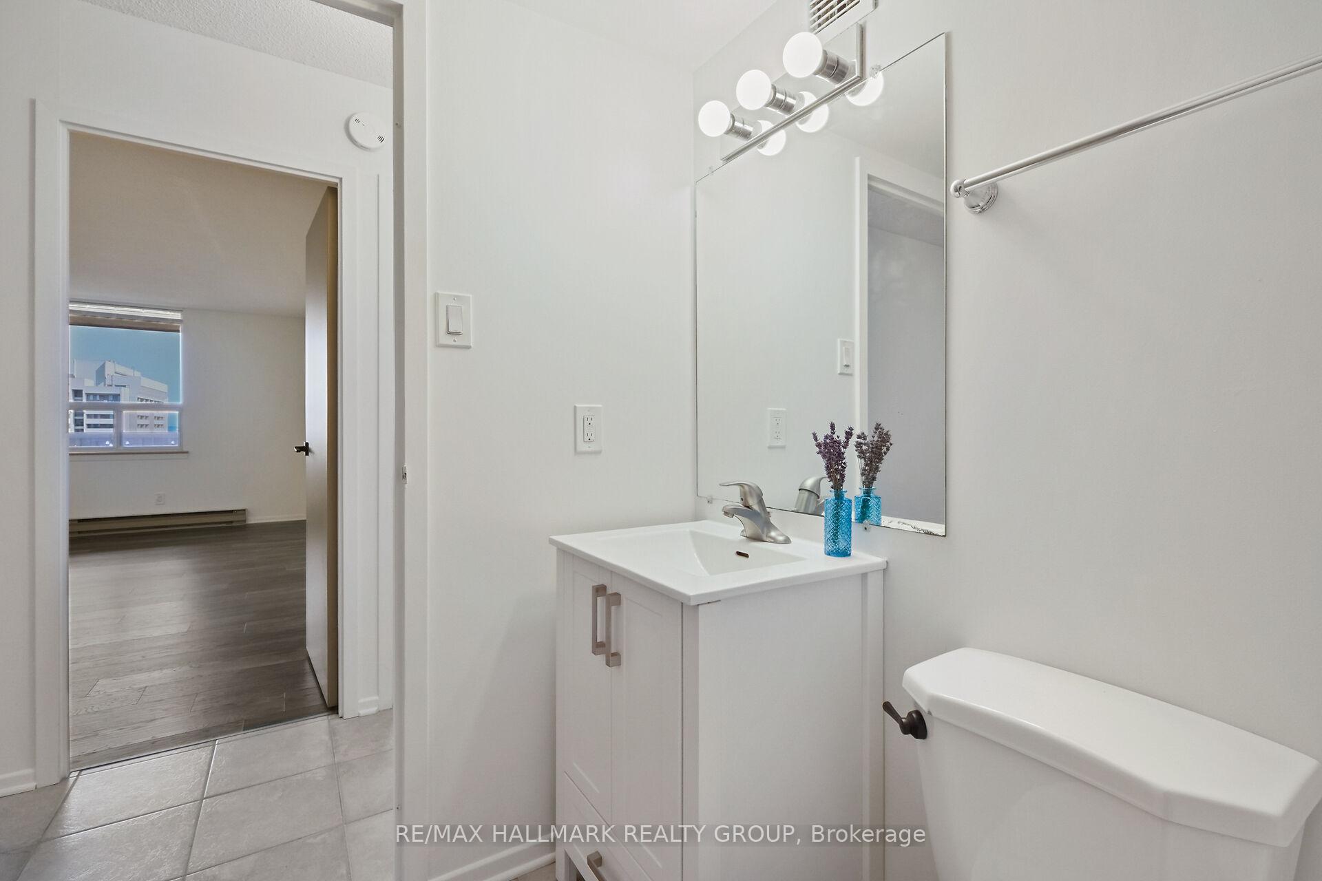 Photo 24 of Unit 1904, 900 Dynes Road, Ottawa, Carleton Square — HOMEH