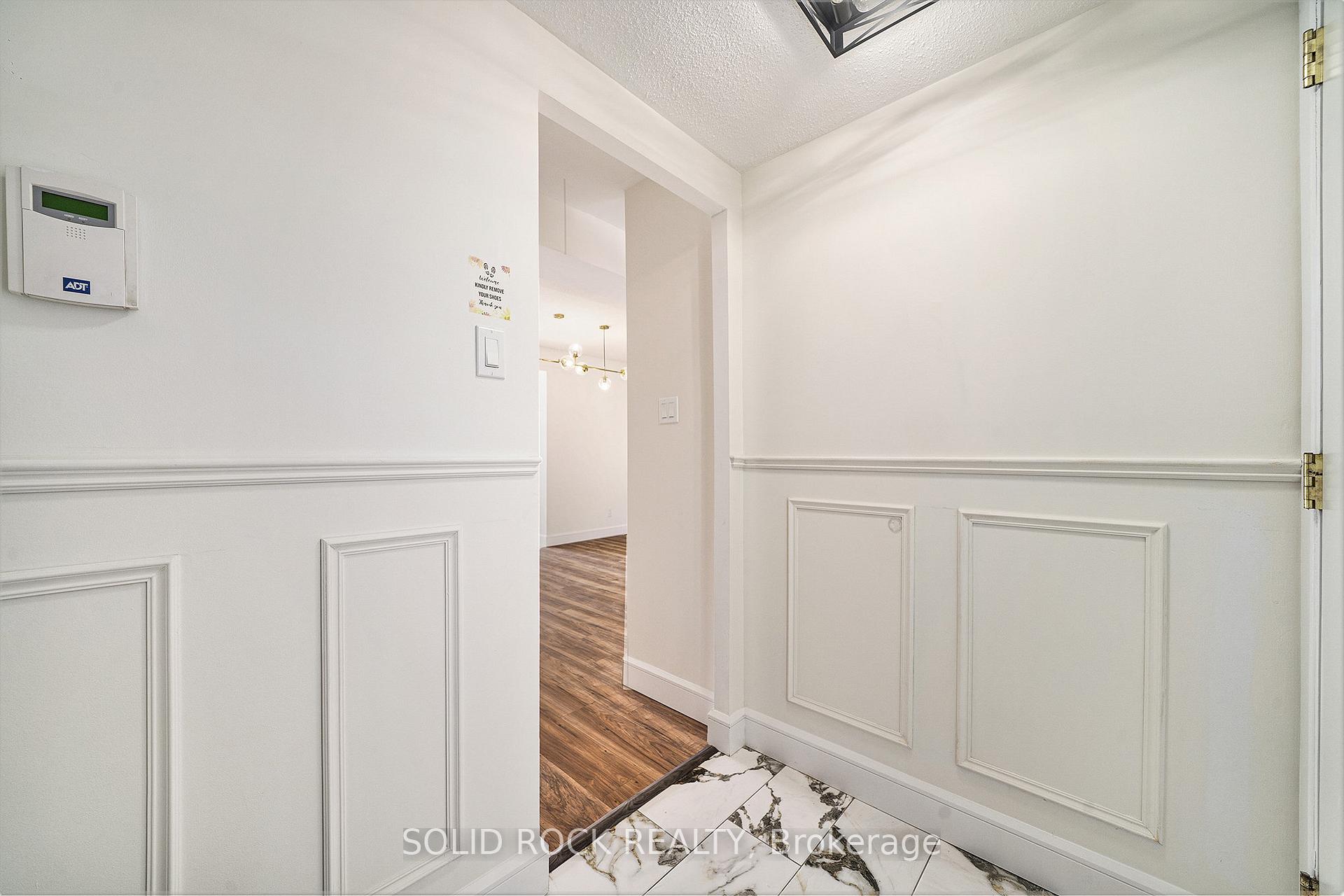 Photo 4 of Unit 1, 1641 Heatherington Road, Ottawa, Heron Gate/Industrial Park — HOMEH