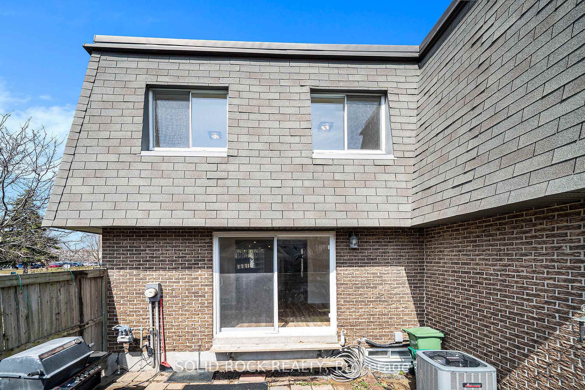 Photo 15 of Unit 1, 1641 Heatherington Road, Ottawa, Heron Gate/Industrial Park — HOMEH
