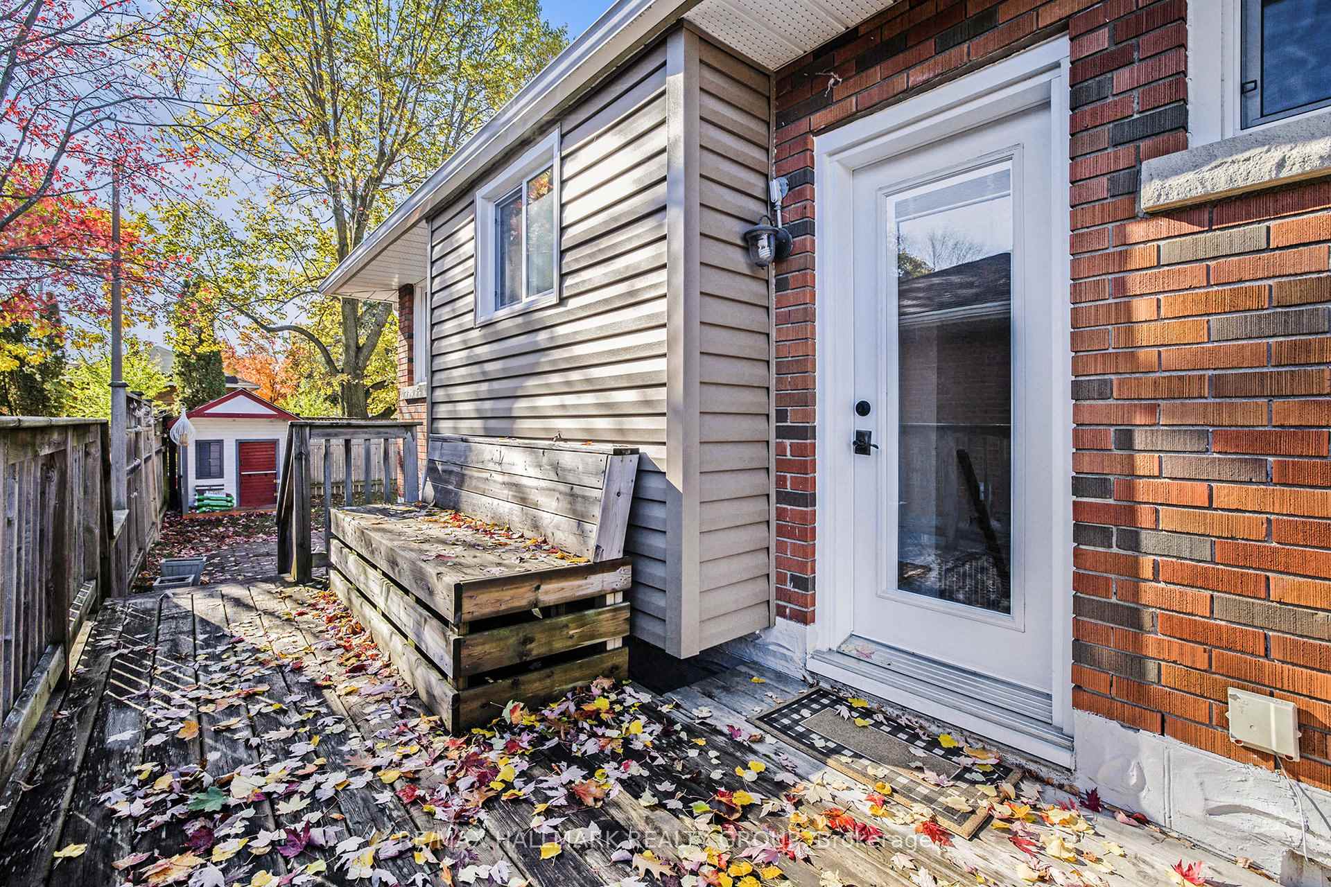 Photo 21 of 715 Holt Crescent, Ottawa, Elmvale Acres — HOMEH