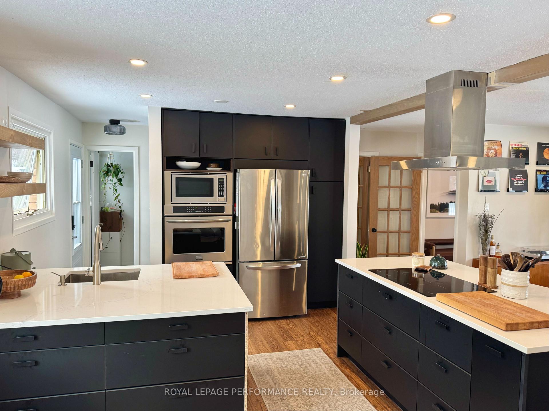 Photo 12 of 14 Stillwater Drive, Ottawa, Crystal Beach — HOMEH