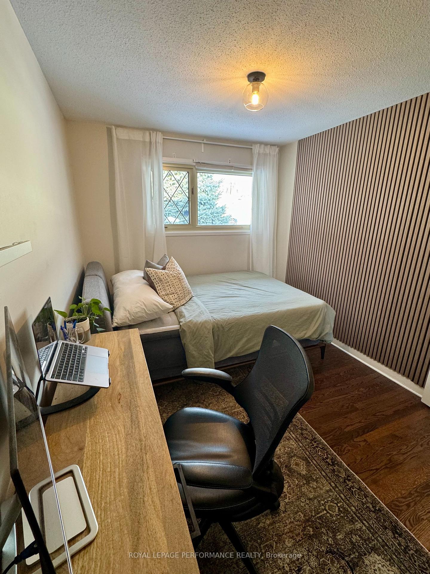 Photo 23 of 14 Stillwater Drive, Ottawa, Crystal Beach — HOMEH