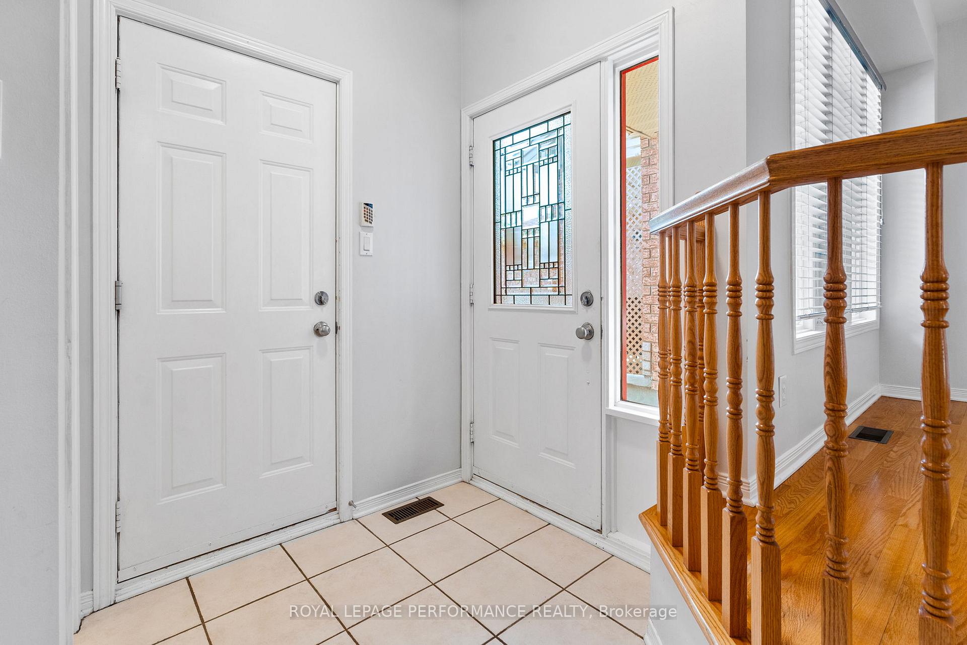 Photo 6 of 1308 Silvestri Crescent, Ottawa, Carson Grove — HOMEH