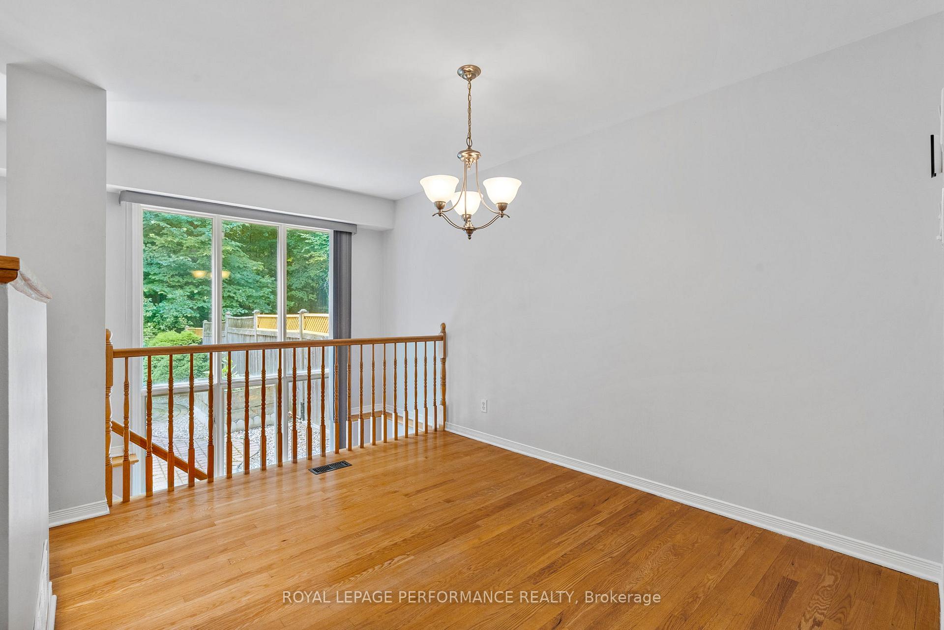 Photo 13 of 1308 Silvestri Crescent, Ottawa, Carson Grove — HOMEH