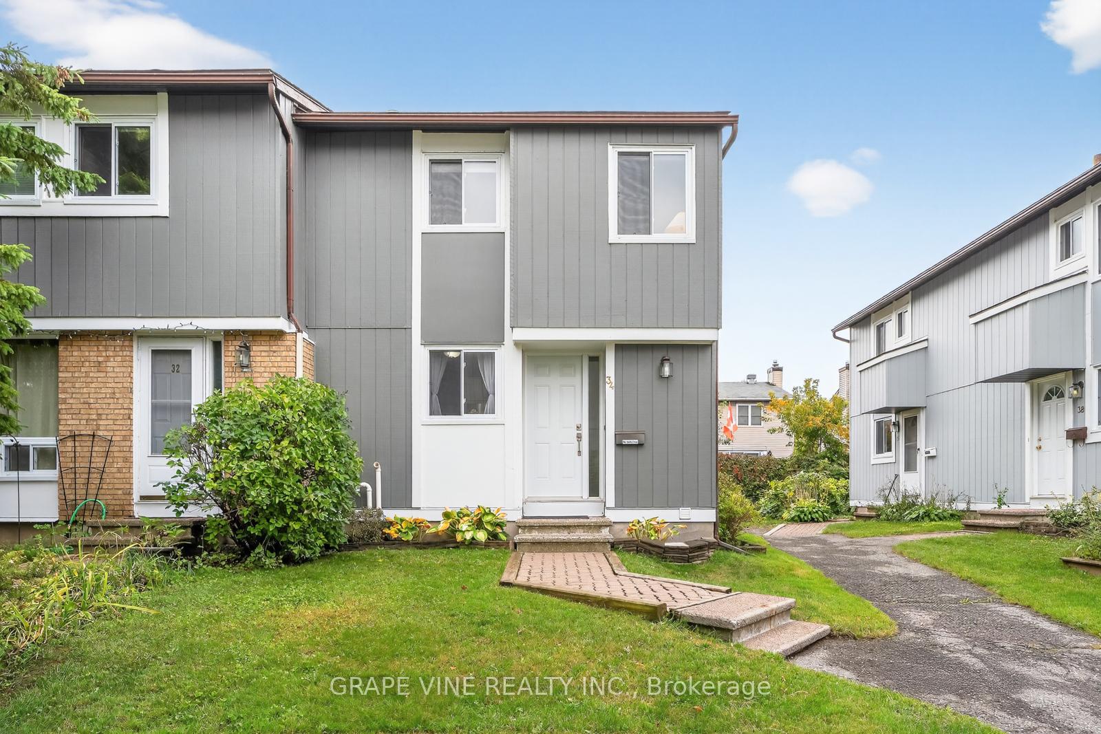 Photo 2 of Unit 61, 34 Sherway Drive, Ottawa, Barrhaven - Pheasant Run — HOMEH