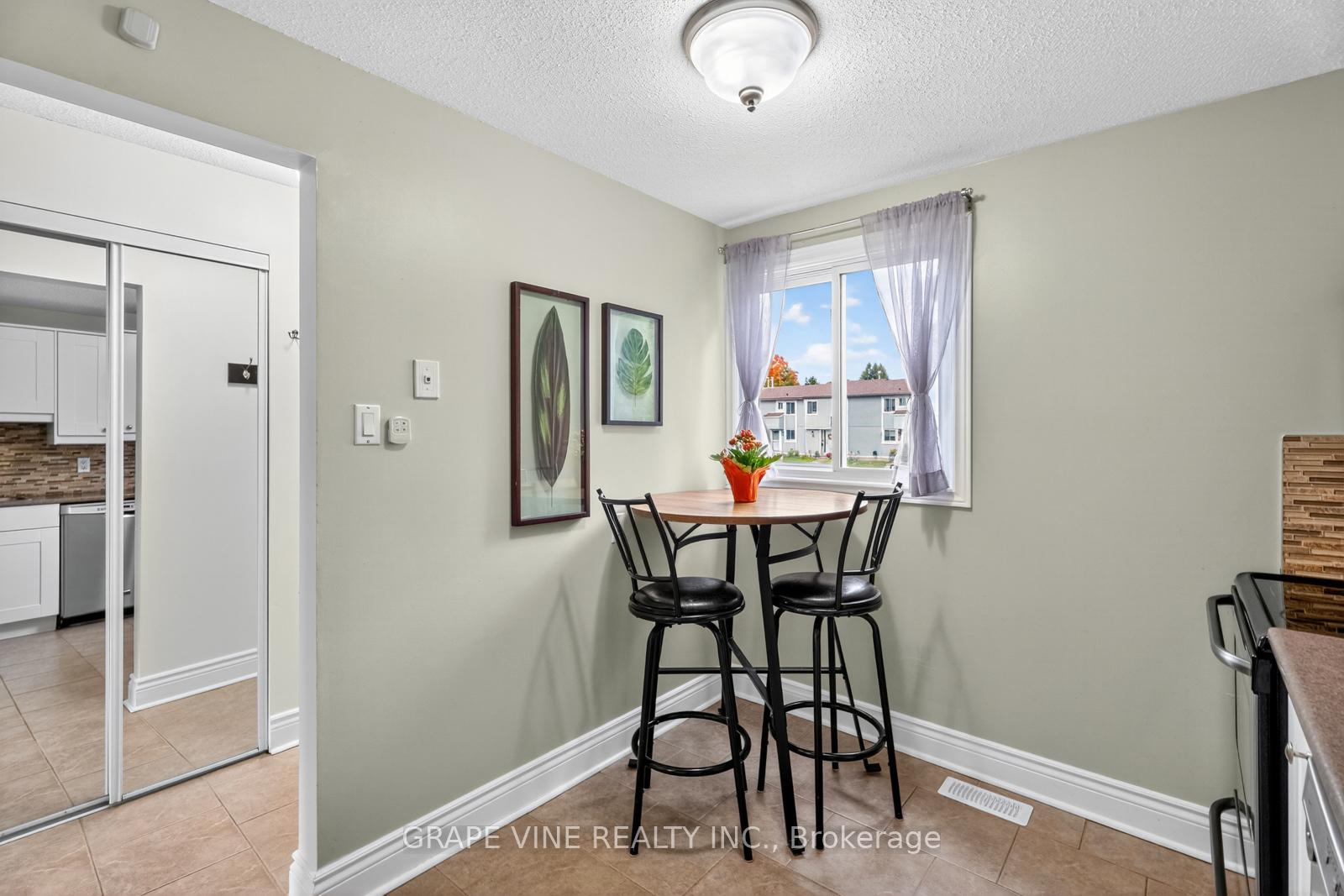 Photo 12 of Unit 61, 34 Sherway Drive, Ottawa, Barrhaven - Pheasant Run — HOMEH