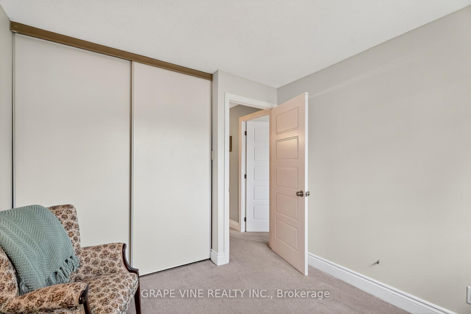 Photo 30 of Unit 61, 34 Sherway Drive, Ottawa, Barrhaven - Pheasant Run — HOMEH